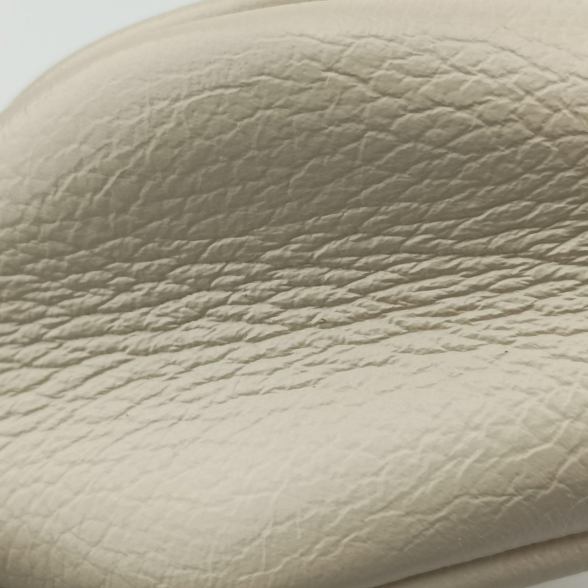 Pre-owned Gucci Print Messenger White Leather 574803 shoulderbag | stylenewstar