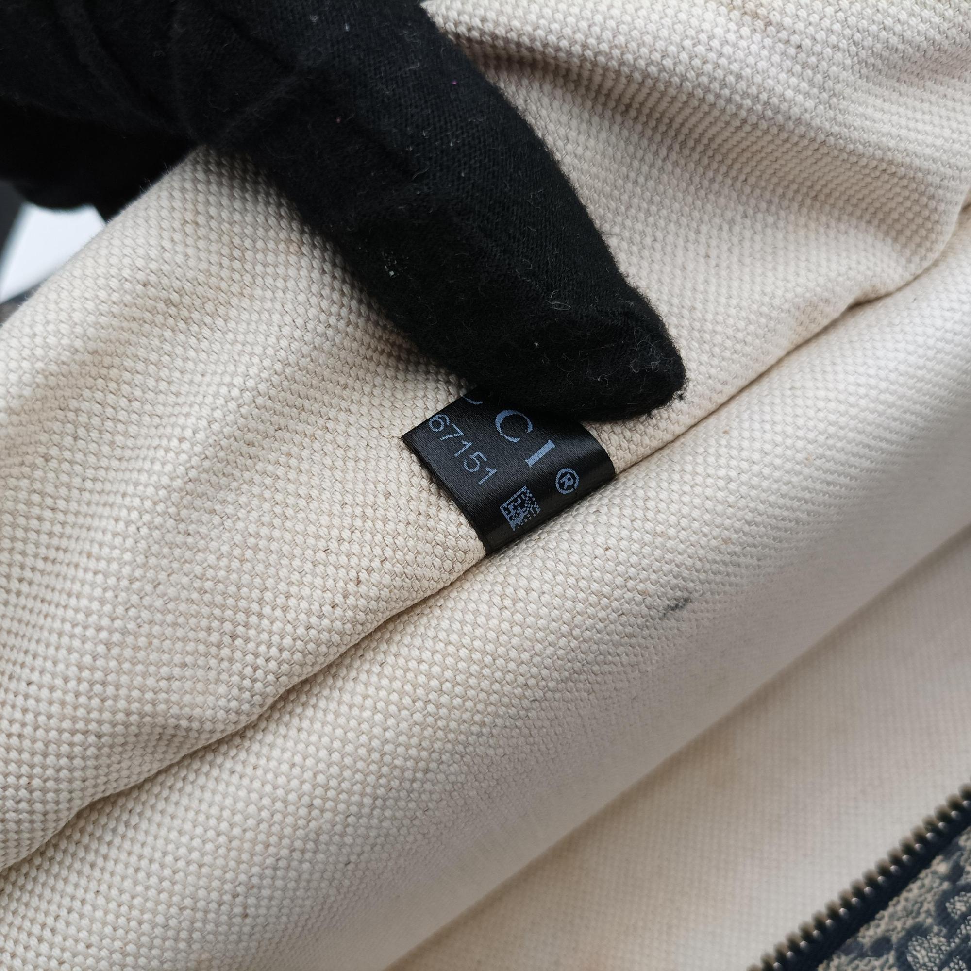 Pre-owned Gucci GG Imprime Beige x Navy PVC coated canvas 211138 handbag | stylenewstar
