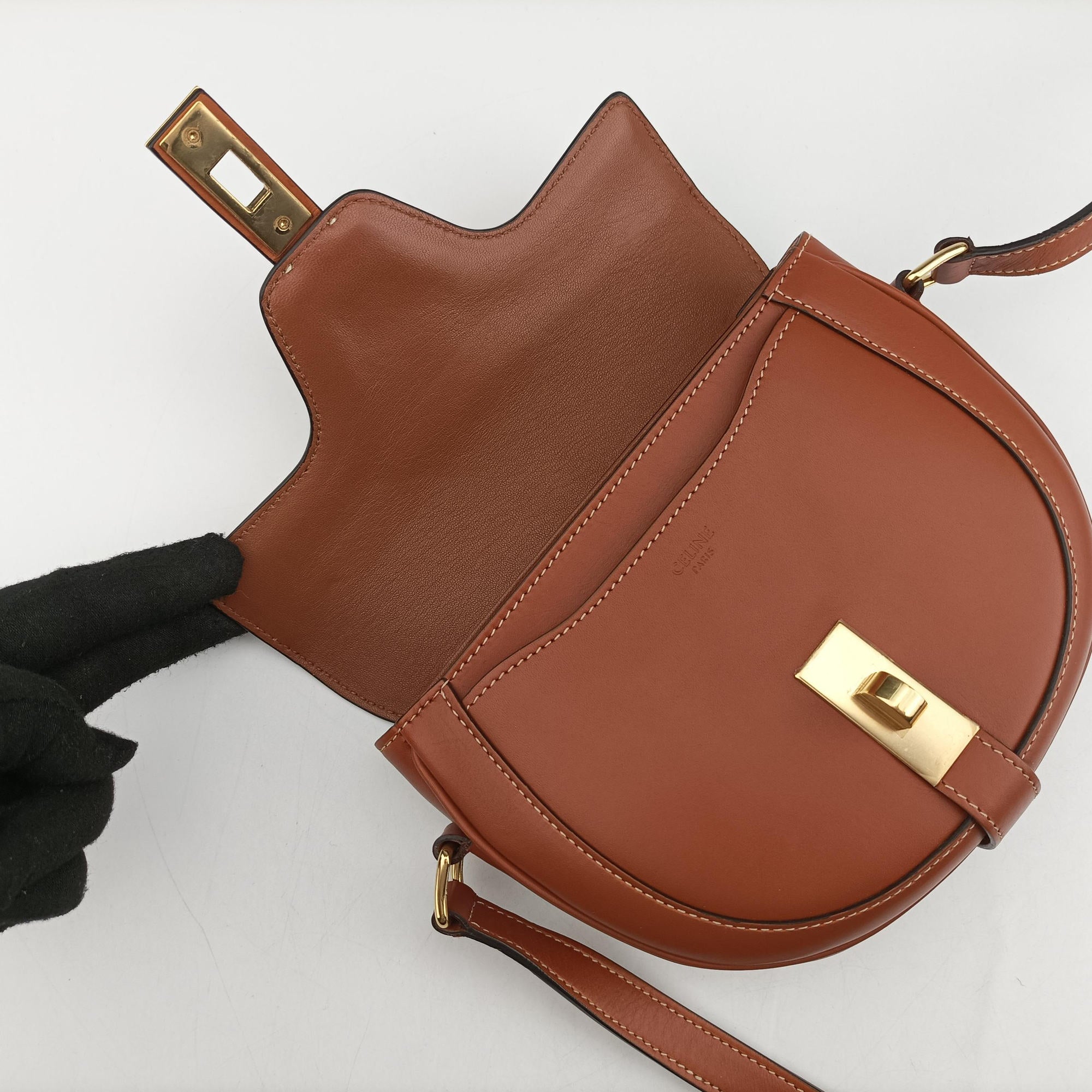 Pre-owned Celine Besace 16 Small Brown Leather W-SL-2 shoulderbag | stylenewstar