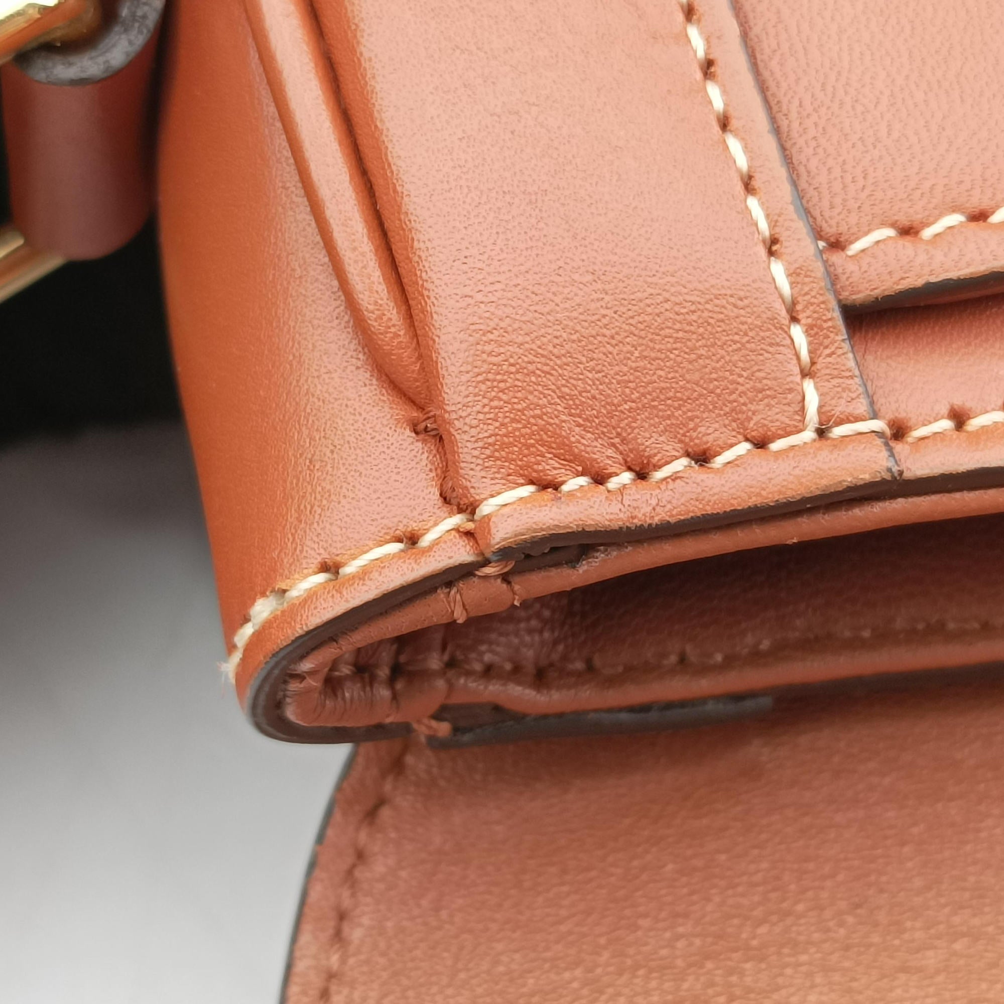 Pre-owned Celine Besace 16 Small Brown Leather W-SL-2 shoulderbag | stylenewstar
