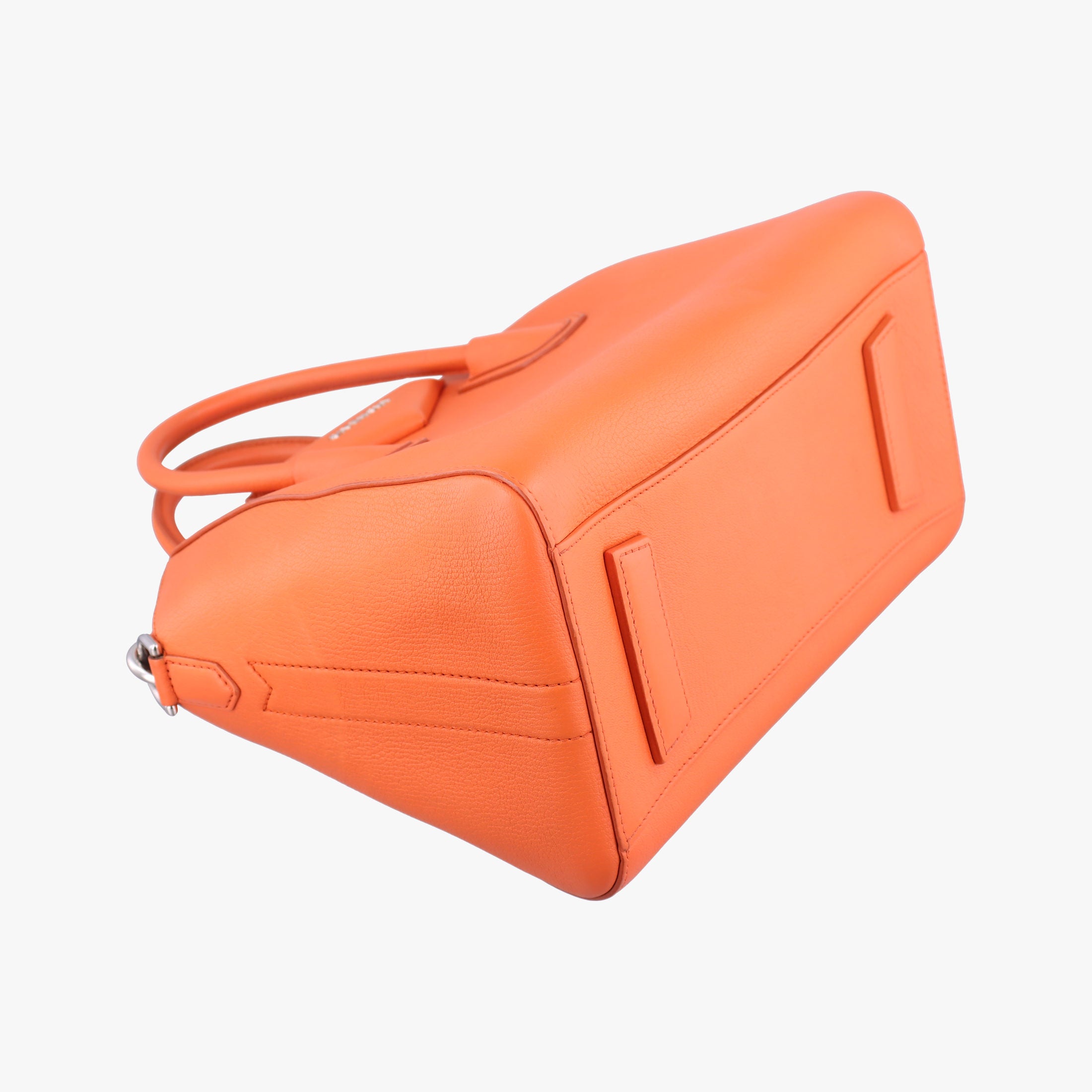 Pre-owned Givenchy Antigona Orange Leather  shoulderbag | stylenewstar