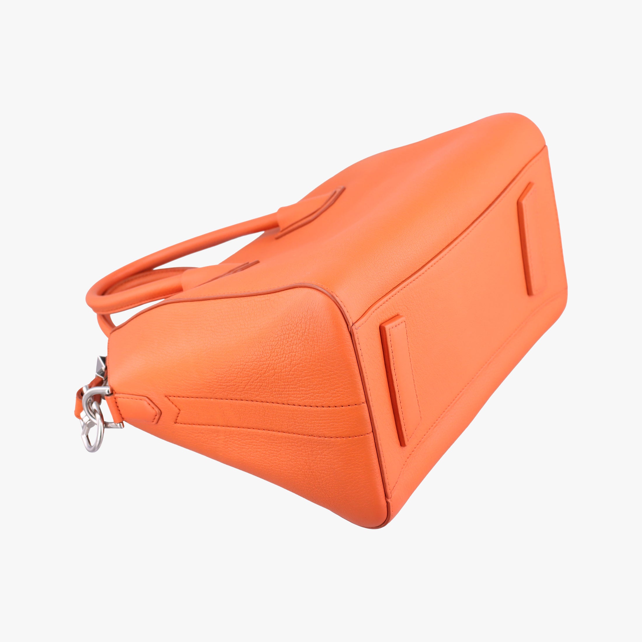 Pre-owned Givenchy Antigona Orange Leather  shoulderbag | stylenewstar