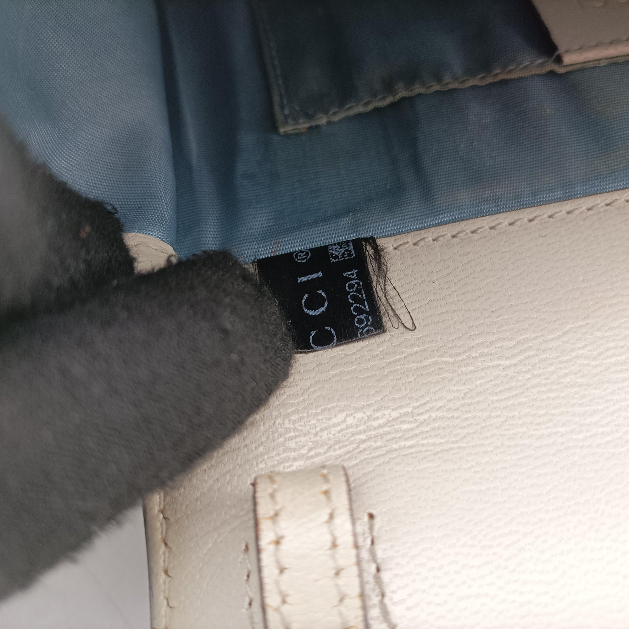 Pre-owned Gucci Sylvie White Leather 470270 shoulderbag | stylenewstar