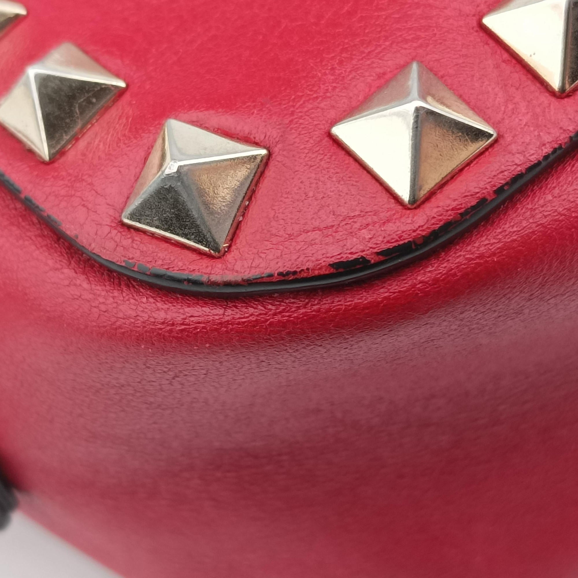 Pre-owned Valentino Rockstud Red Leather  shoulderbag | stylenewstar