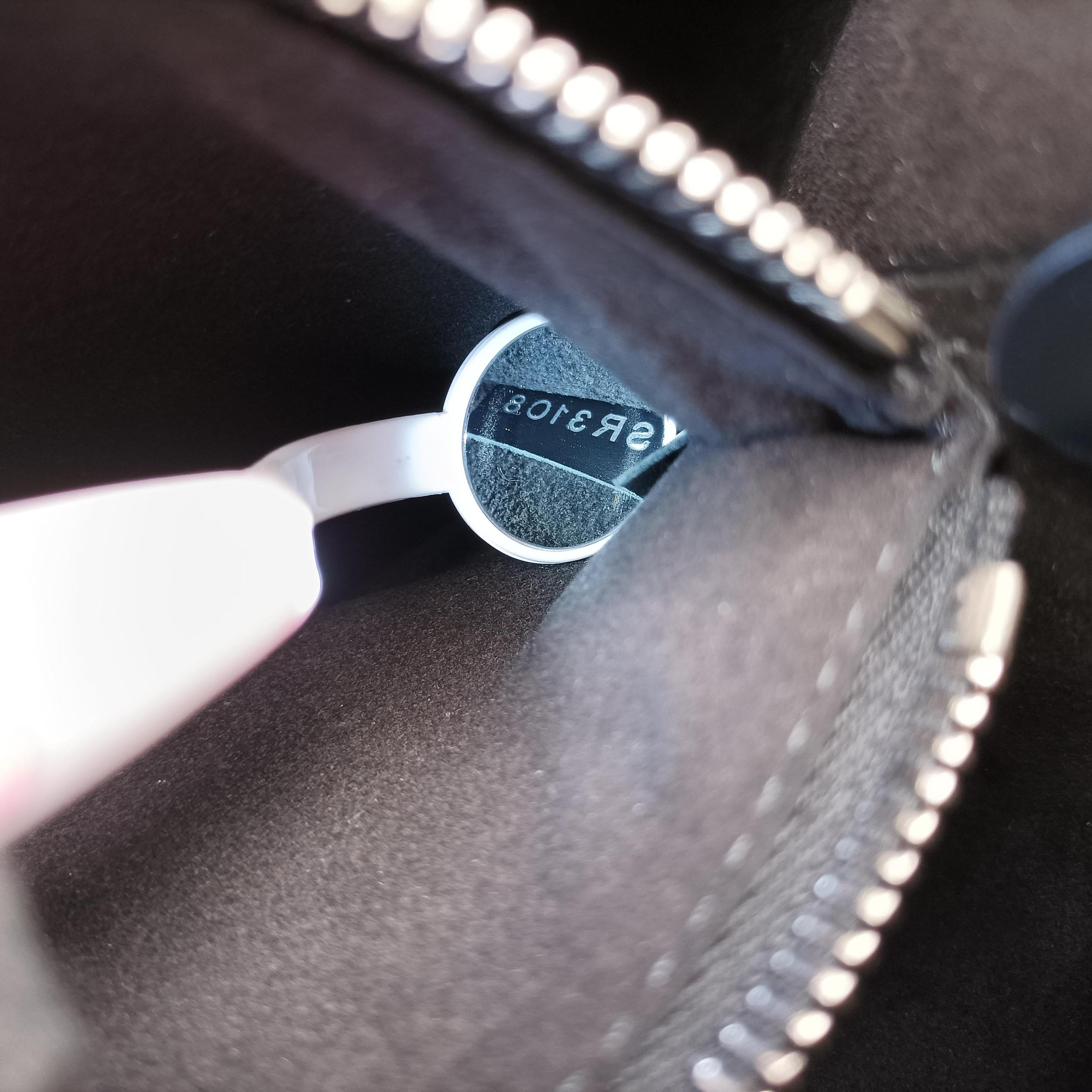 Secondhand Louis Vuitton Neonoe Noir Epi M54366 shoulderbag | stylenewstar