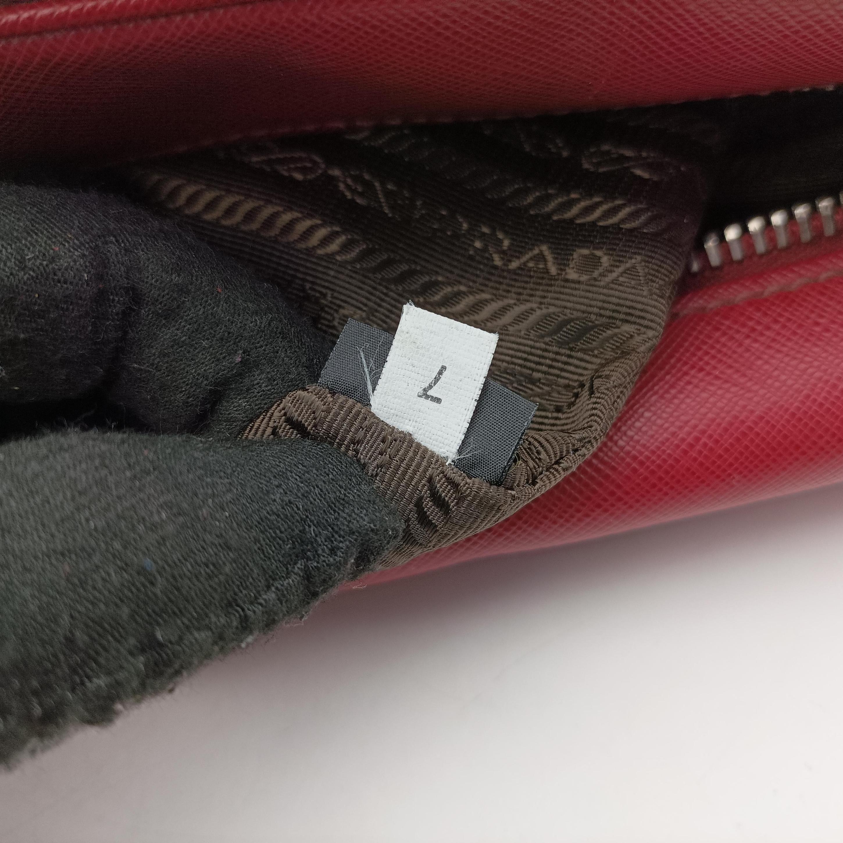 Vintage Prada Classic Laptop briefcase Red SAFFIANO Leather 2VE363 handbag | stylenewstar