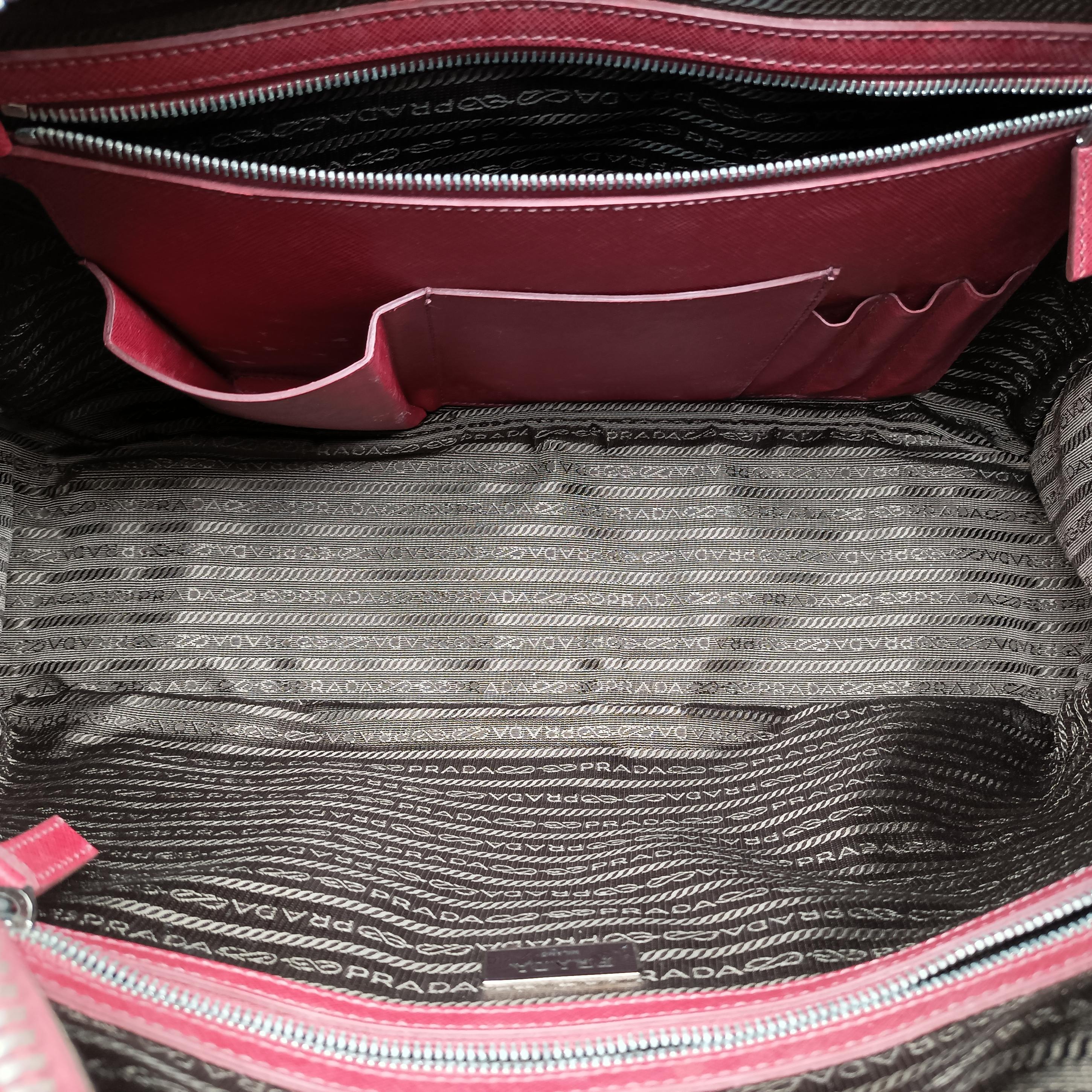 Vintage Prada Classic Laptop briefcase Red SAFFIANO Leather 2VE363 handbag | stylenewstar