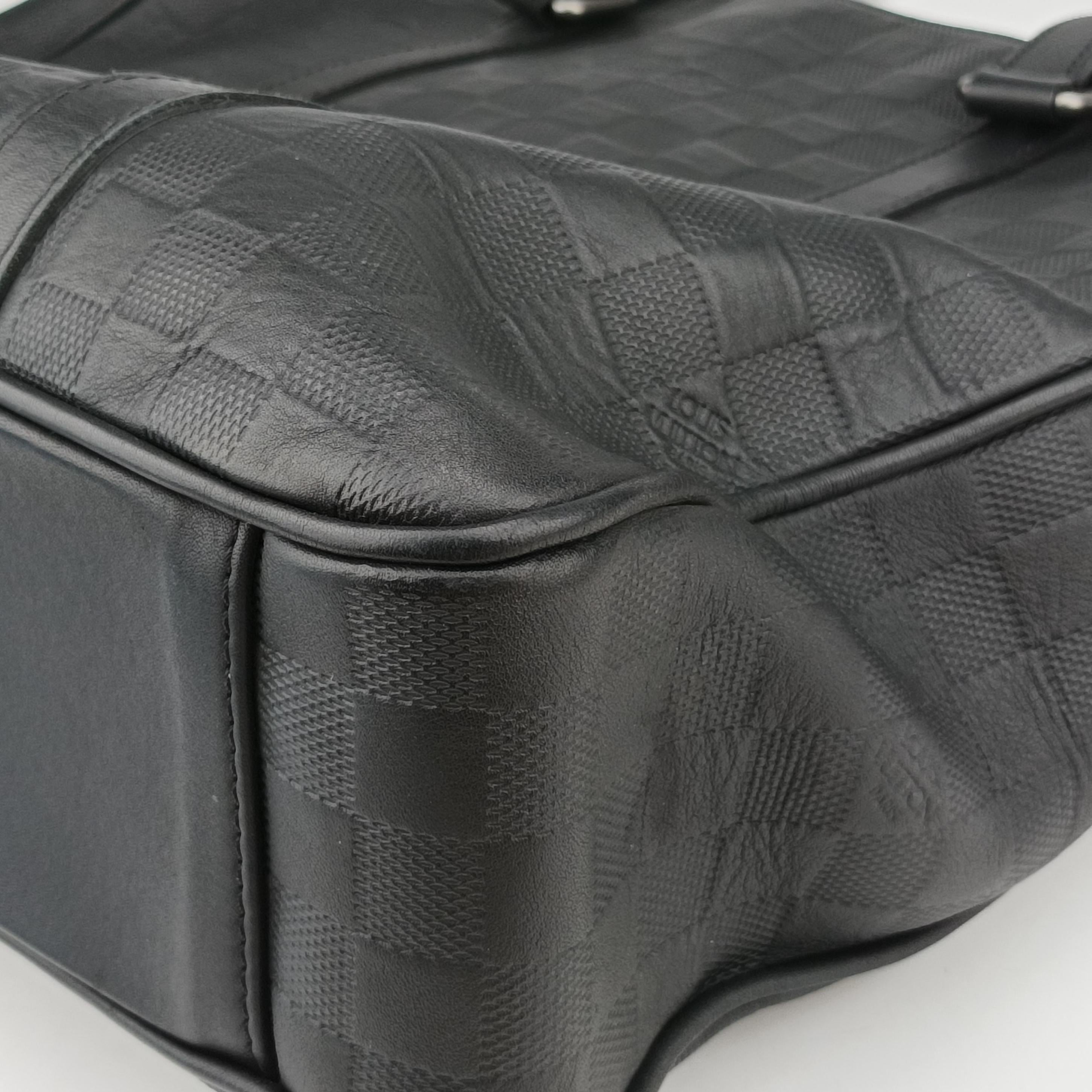 Pre-owned Louis Vuitton TADAO PM Noir Damier Graphite N51192 handbag | stylenewstar