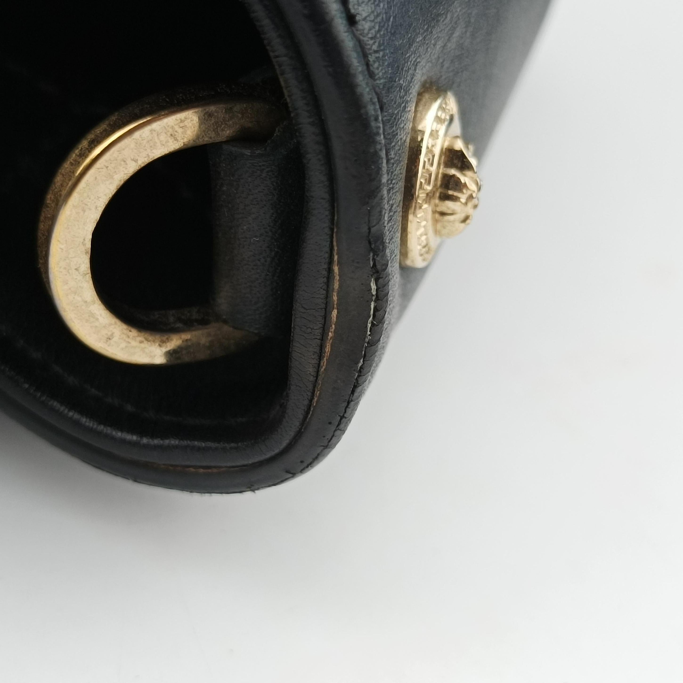 Pre-owned VERSACE Medusa Black Leather  shoulderbag | stylenewstar