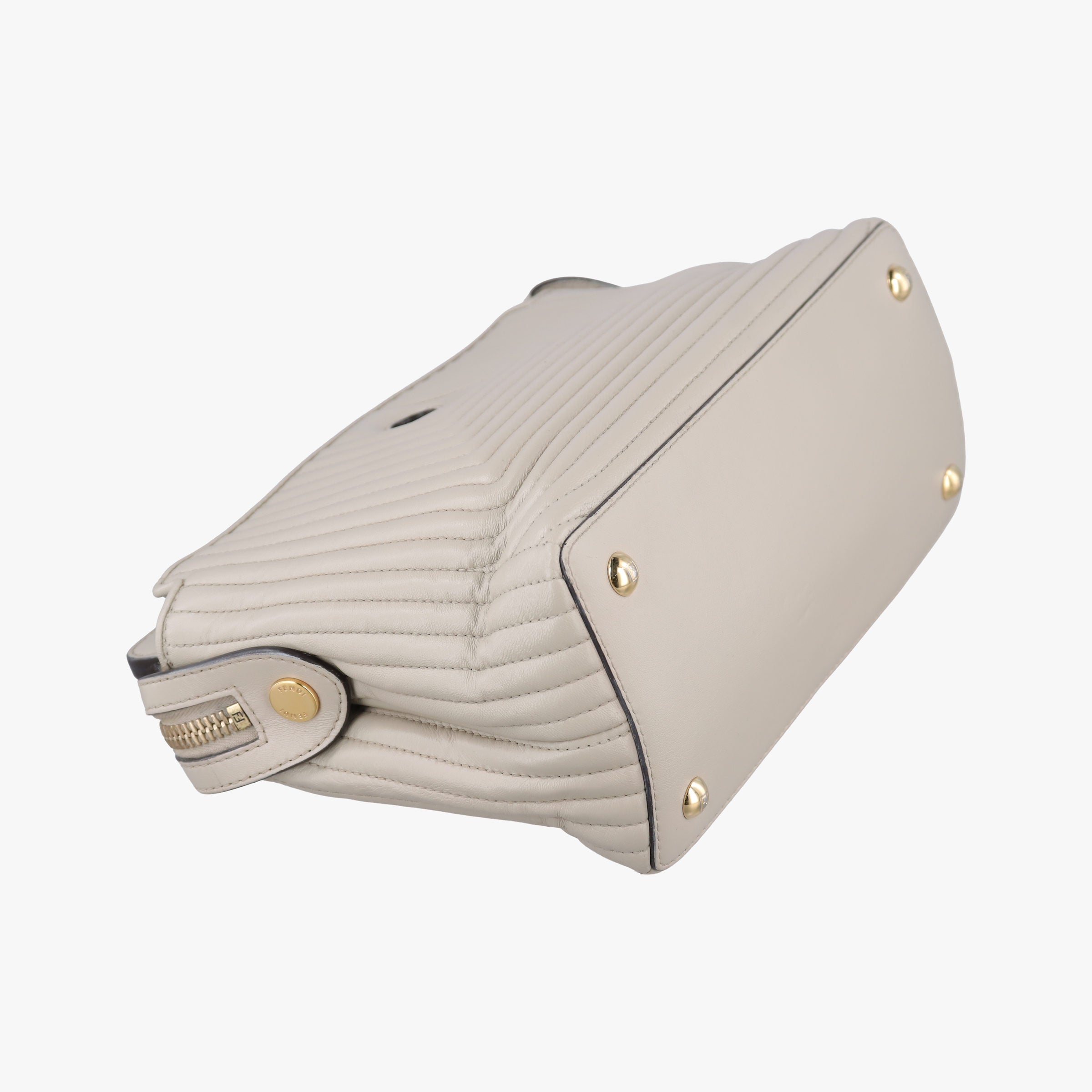 Pre-owned Fendi Dotcom Click Small Beige Leather 8BN299 shoulderbag | stylenewstar