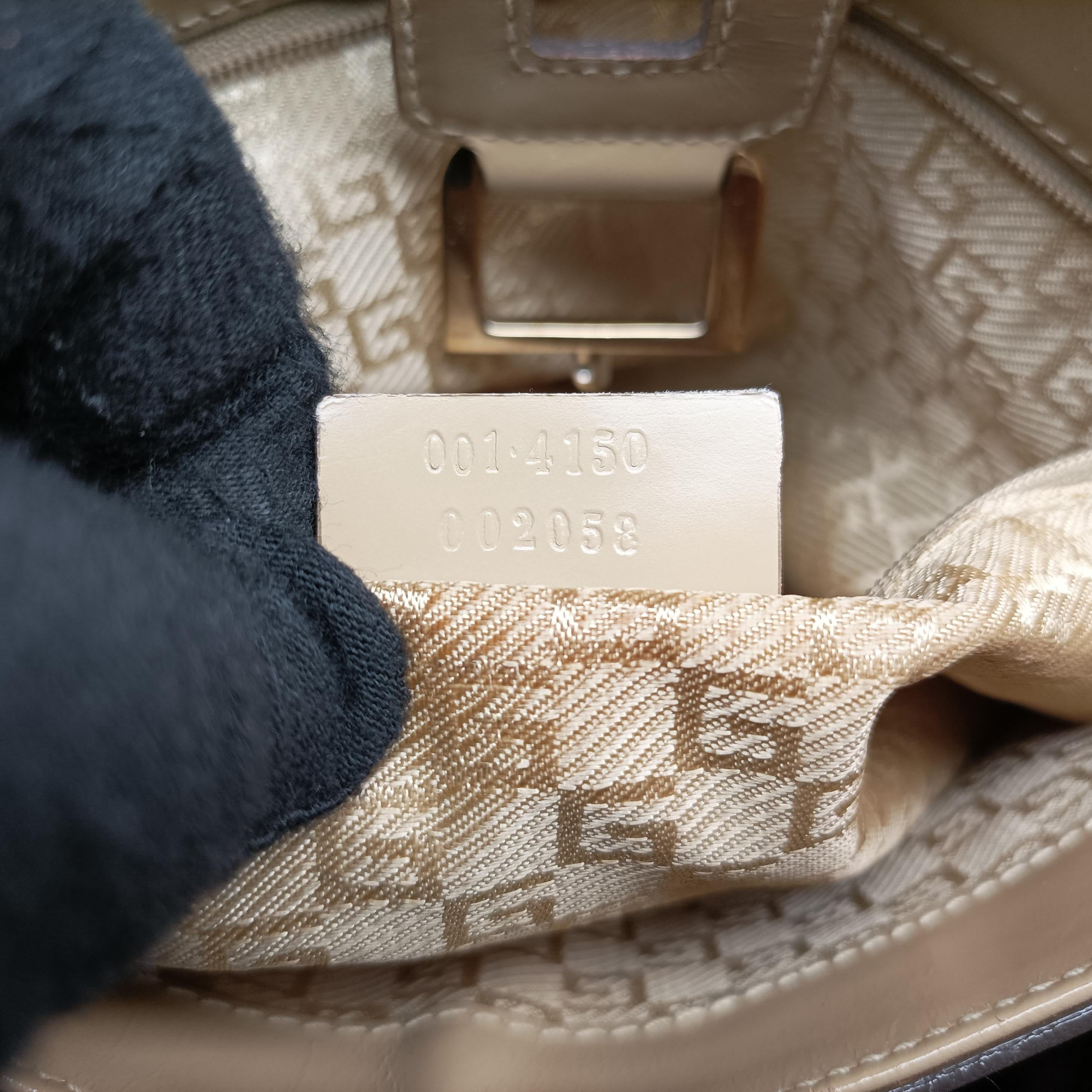 Pre-owned Gucci Jackie beige Leather 001.41 handbag | stylenewstar