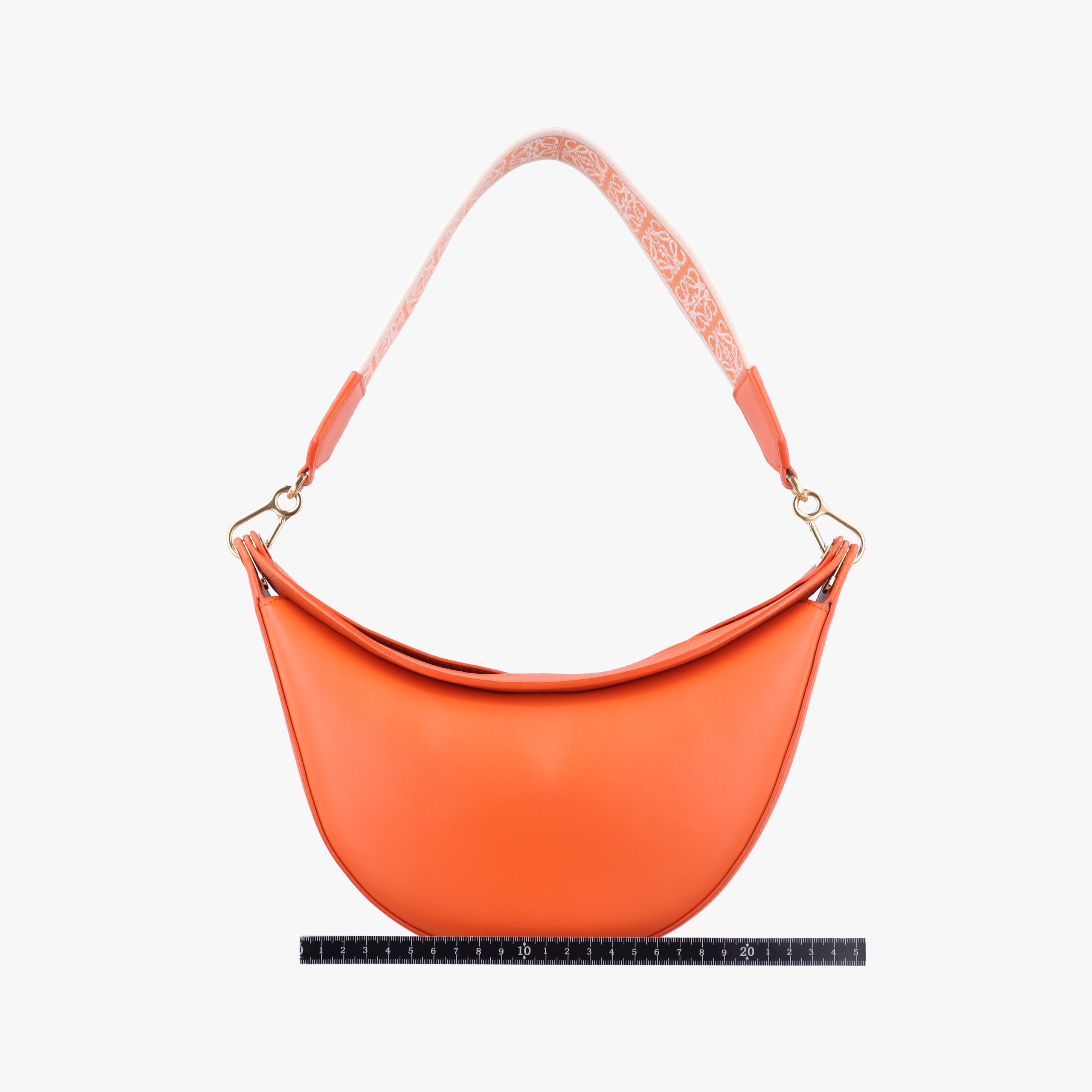 Vintage Loewe Luna Orange leather A923PM1X01 shoulderbag | stylenewstar