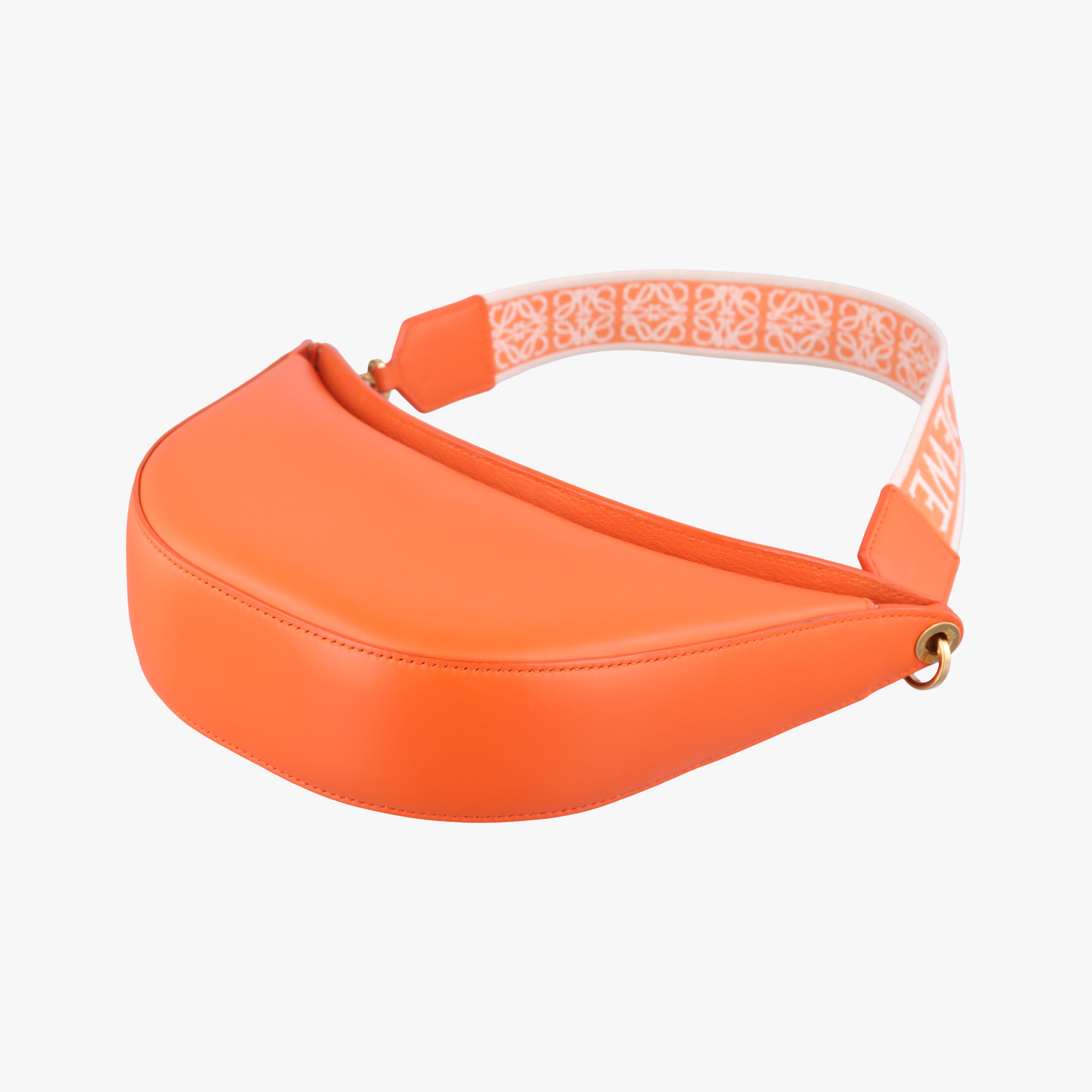 Vintage Loewe Luna Orange leather A923PM1X01 shoulderbag | stylenewstar