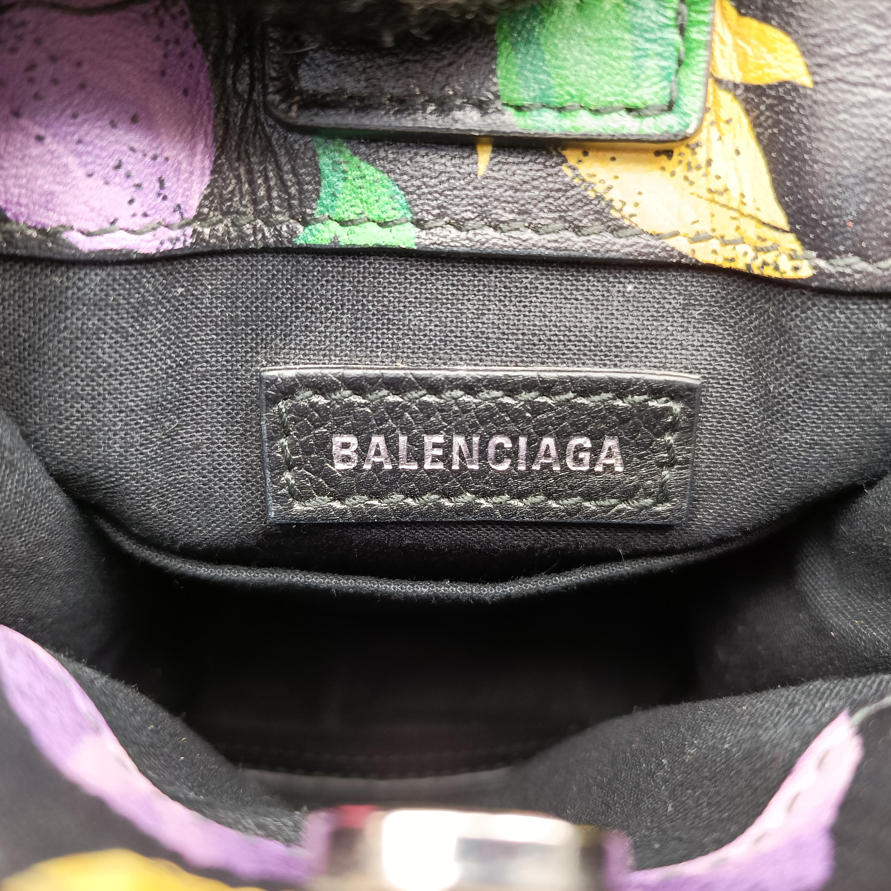 Secondhand Balenciaga Floral print mini Black×Multicolour Leather  shoulderbag | stylenewstar