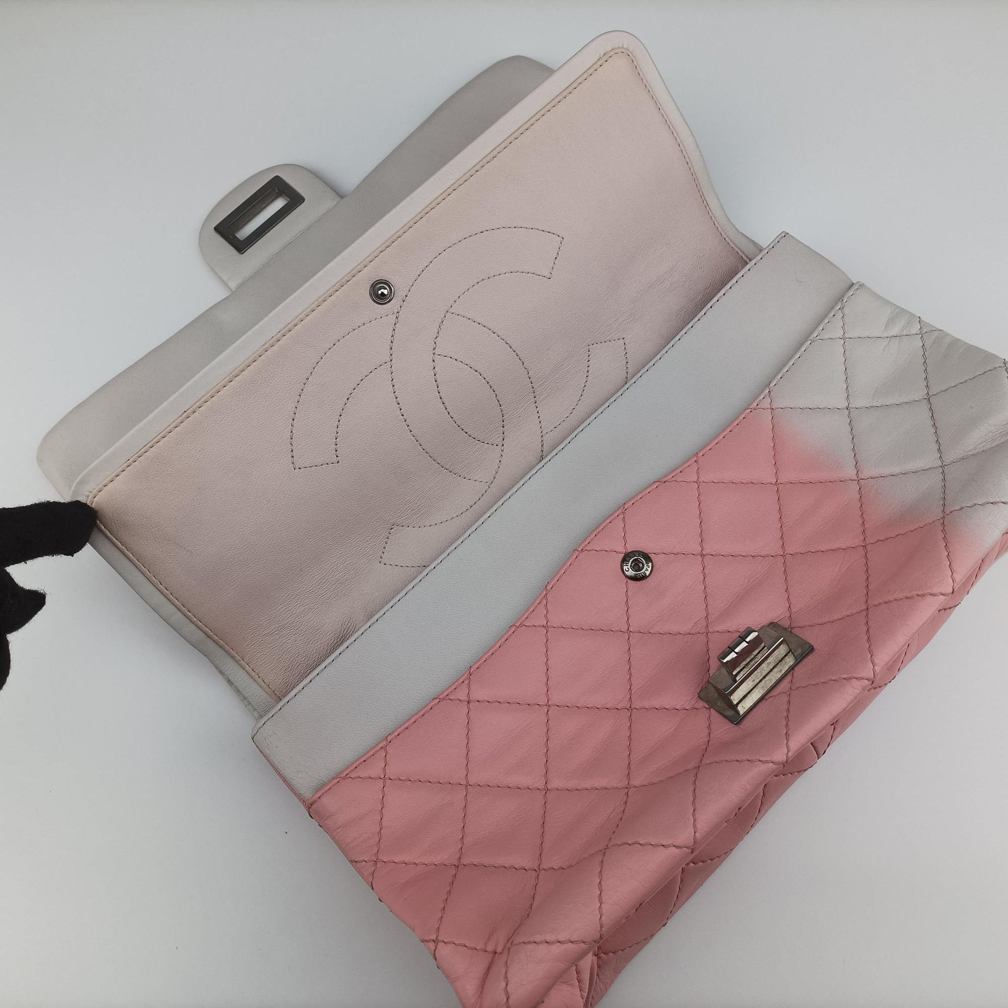 Pre-owned Chanel 2.55 double flap Matelasse Pink×Beige lambskin A37590 shoulderbag | stylenewstar