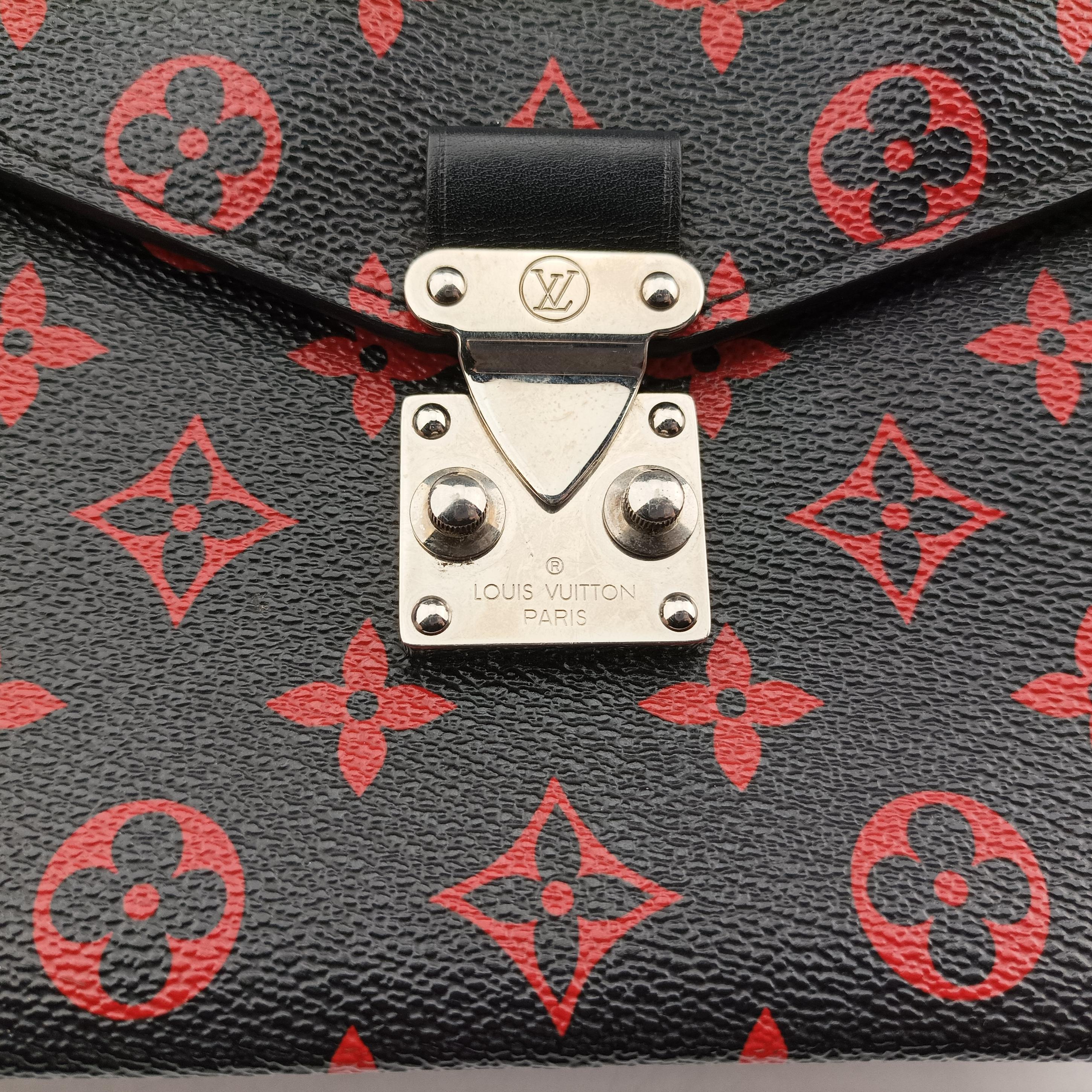 Secondhand Louis Vuitton Pochette Metis MM Noir×ROUGE Monogram Infrarouge M41462 shoulderbag | stylenewstar