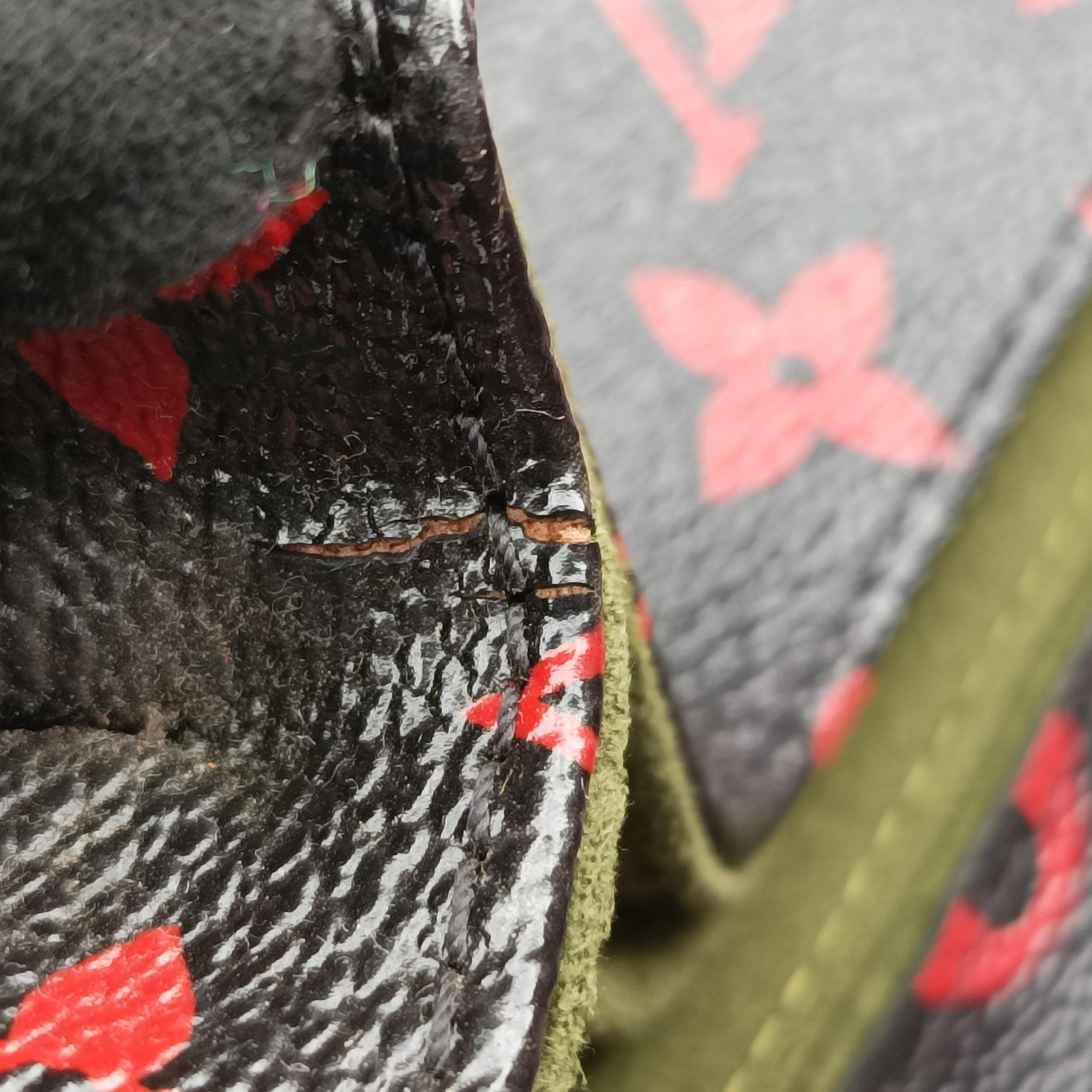 Secondhand Louis Vuitton Pochette Metis MM Noir×ROUGE Monogram Infrarouge M41462 shoulderbag | stylenewstar