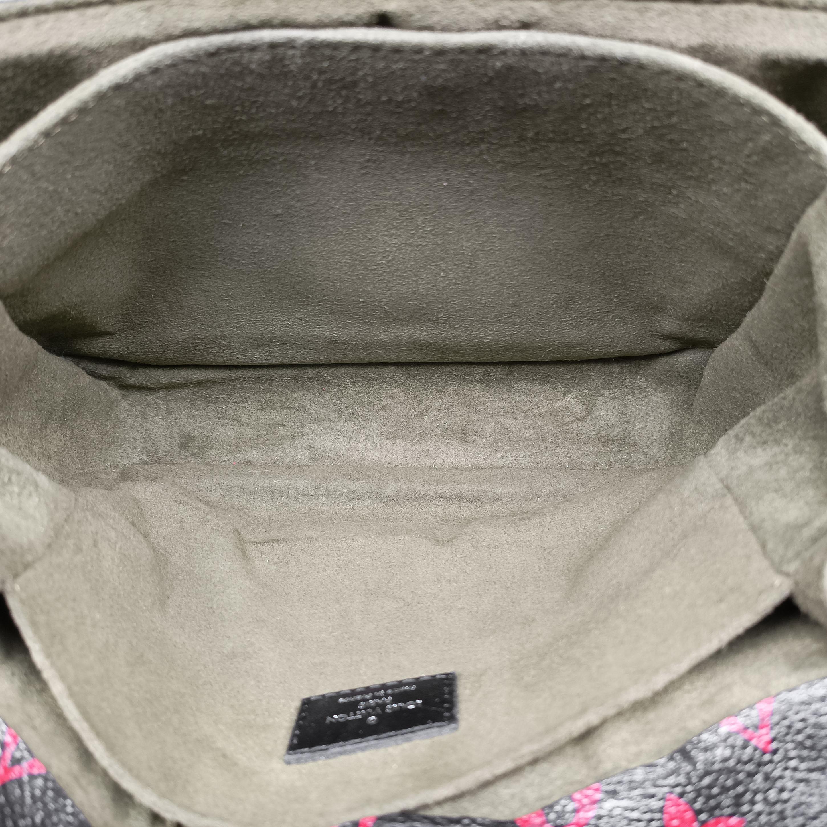 Secondhand Louis Vuitton Pochette Metis MM Noir×ROUGE Monogram Infrarouge M41462 shoulderbag | stylenewstar