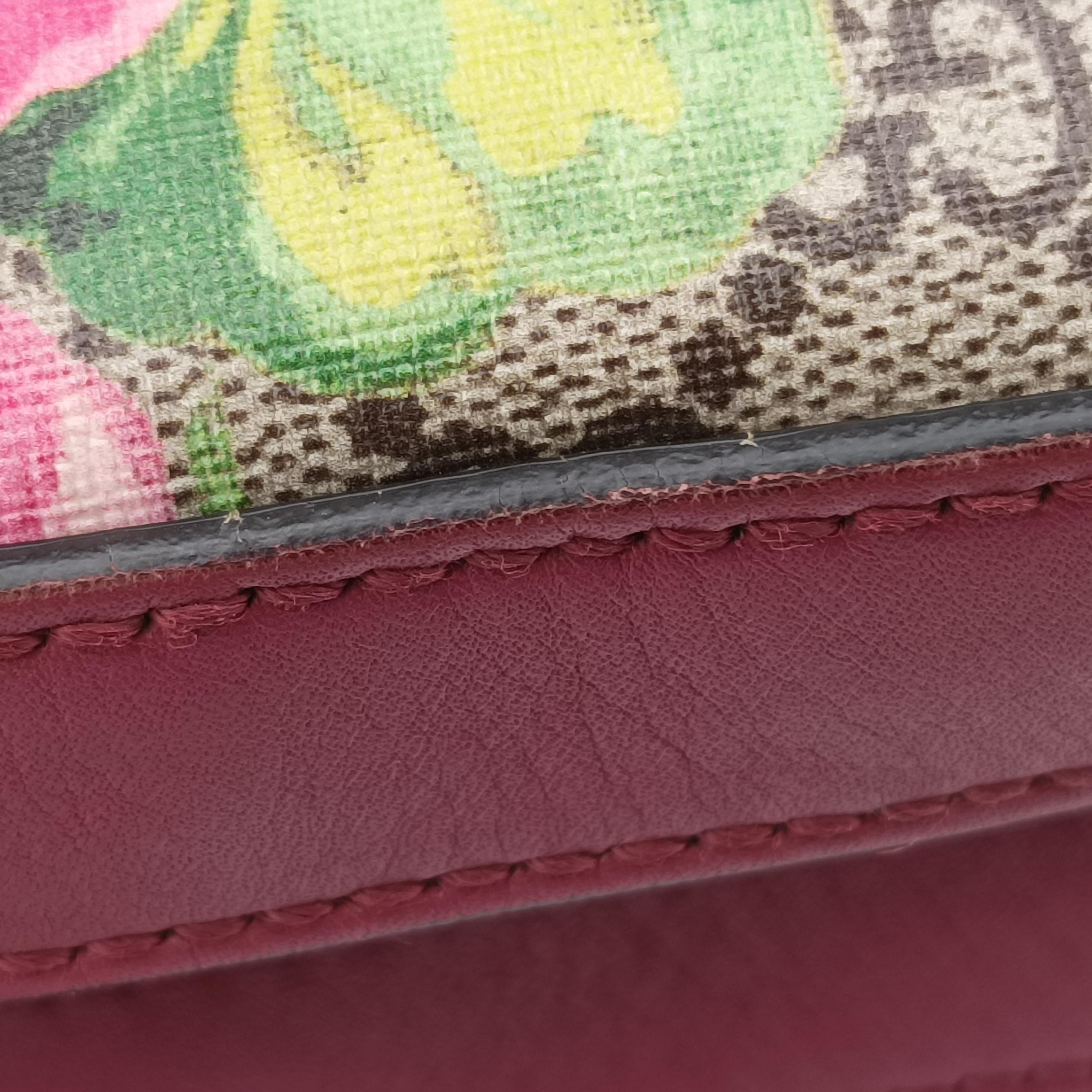 Pre-owned Gucci GG Supreme Blooms beige×Multicolour PVC coated canvas 409535 shoulderbag | stylenewstar