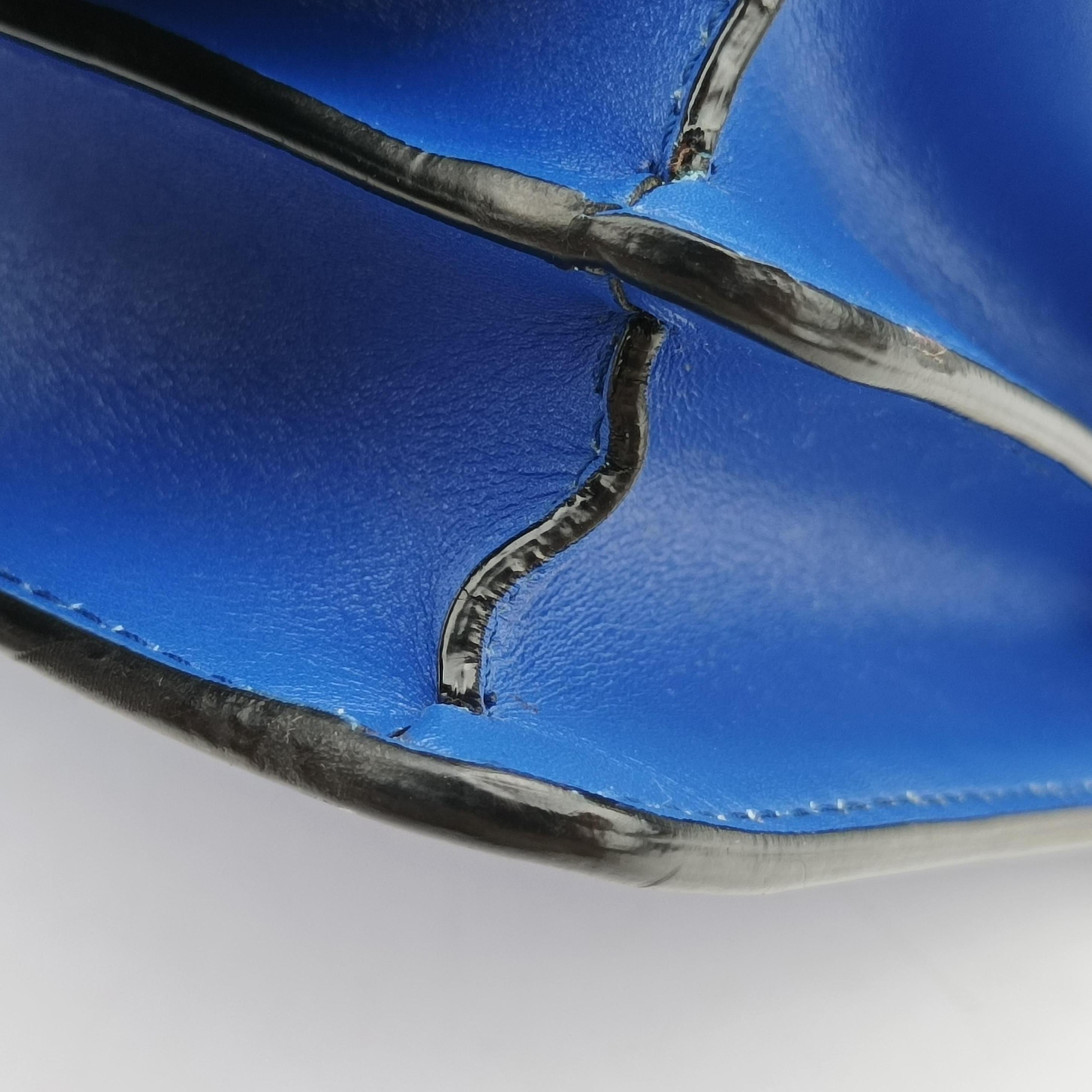 Vintage Bvlgari SERPENTI FOREVER Blue leather  shoulderbag | stylenewstar