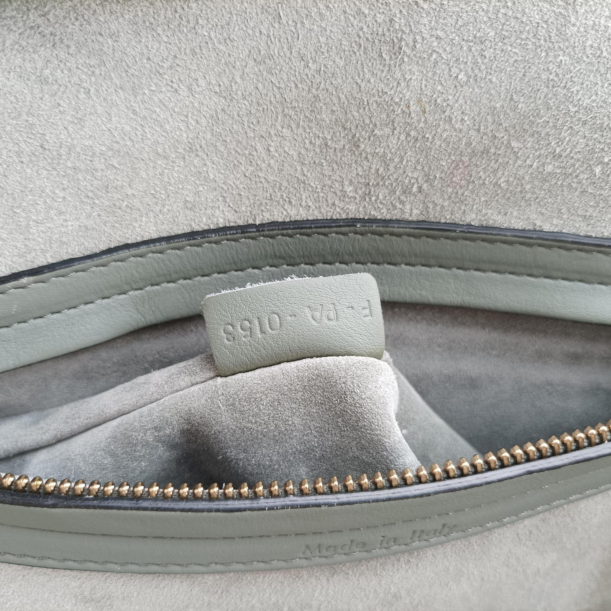 Pre-owned Celine Luggage Small Square Phantom Green Leather  handbag | stylenewstar