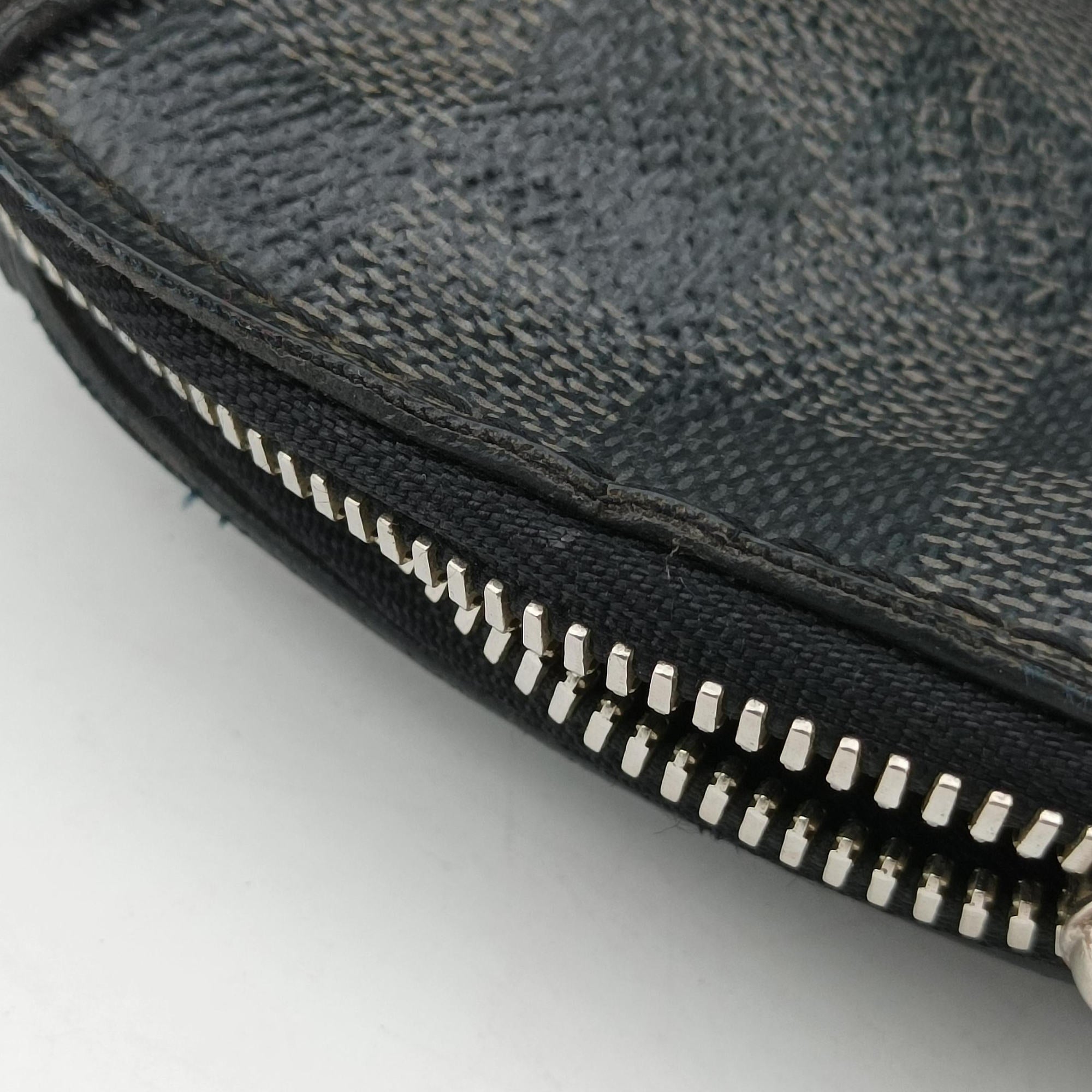 Pre-owned Louis Vuitton Porte-Documents Jour NM Noir Damier Graphite N48260 handbag | stylenewstar