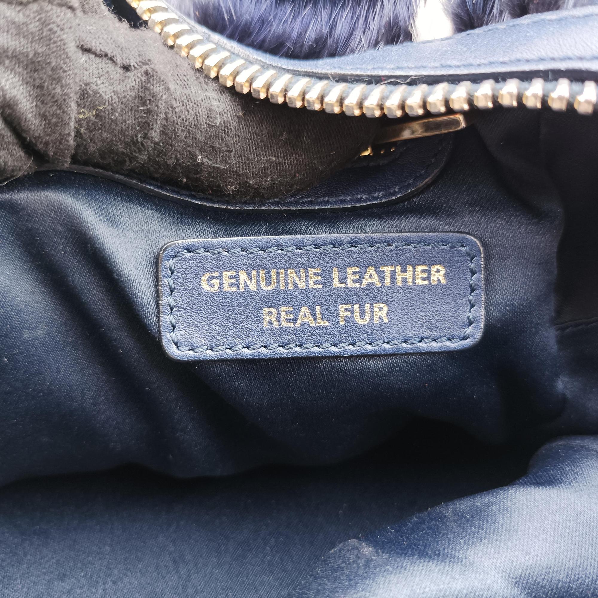 Pre-owned TODS D-Cube Navy x White mink  handbag | stylenewstar