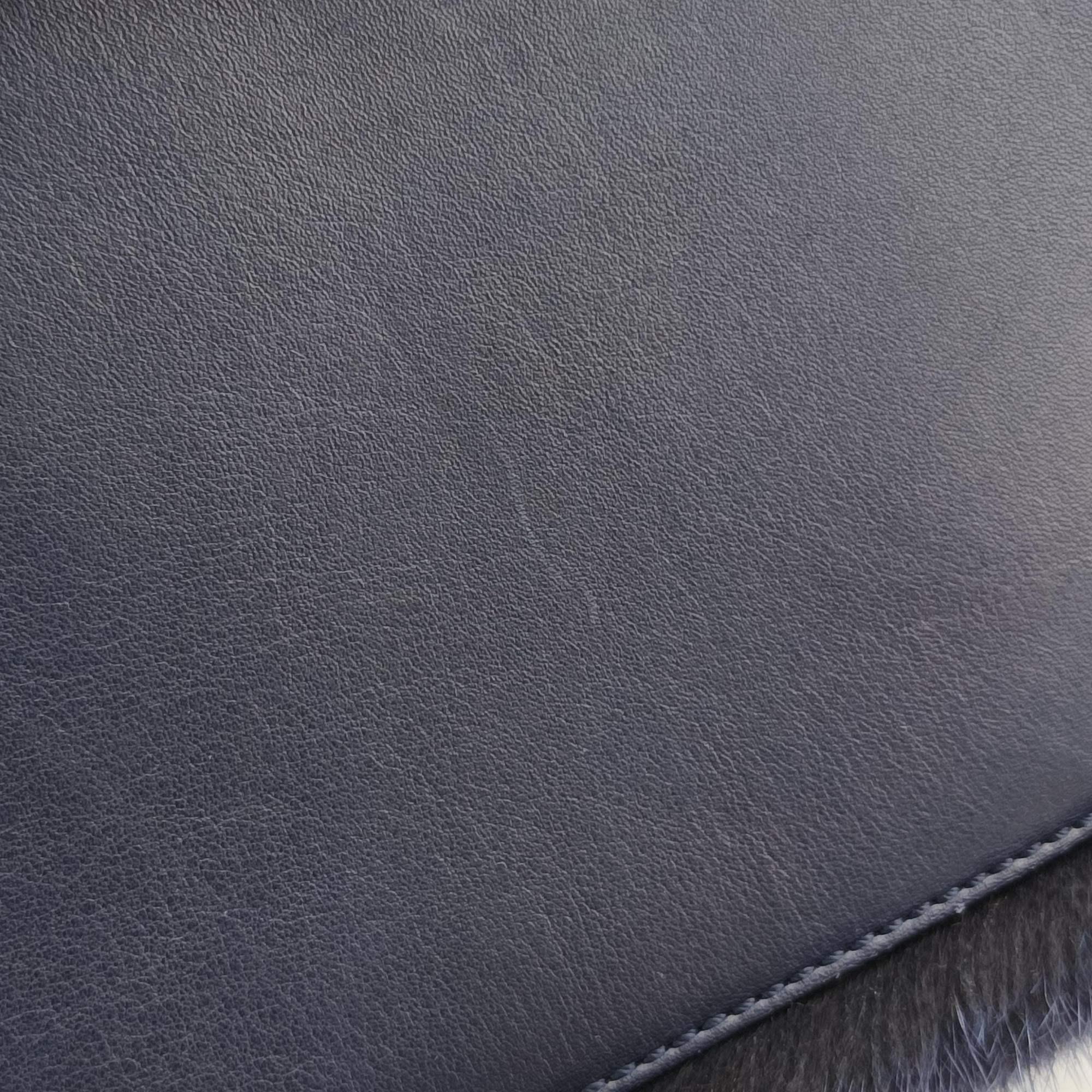 Pre-owned TODS D-Cube Navy x White mink  handbag | stylenewstar