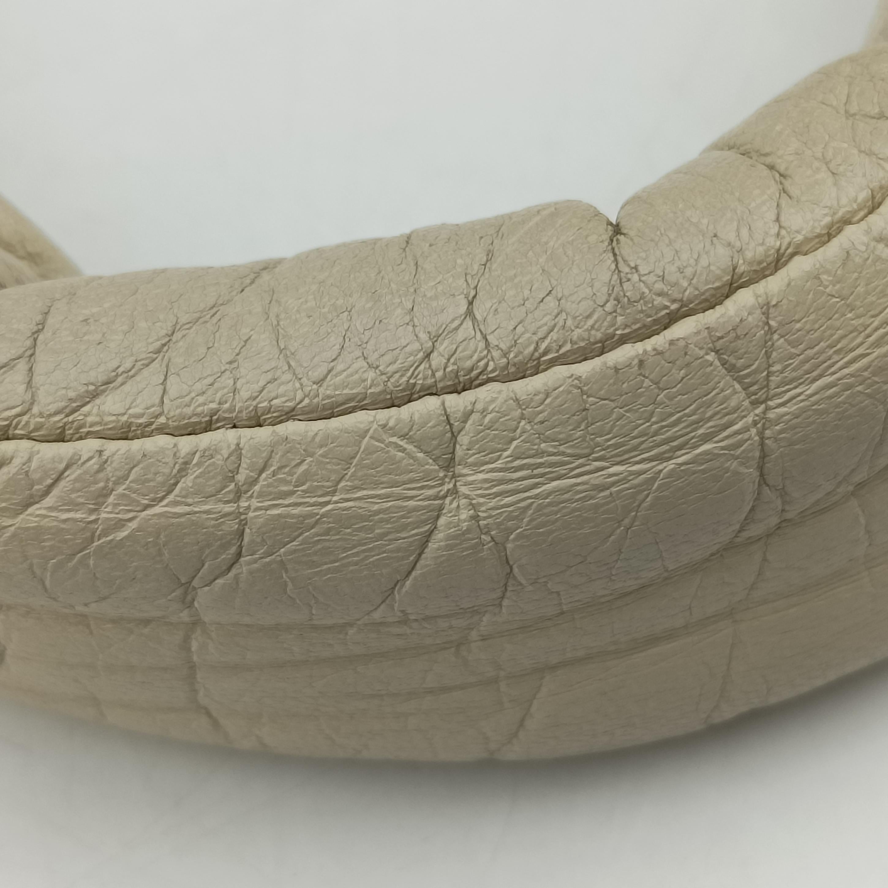 Pre-owned Chanel Cococoon Quilting White lambskin A47107 handbag | stylenewstar