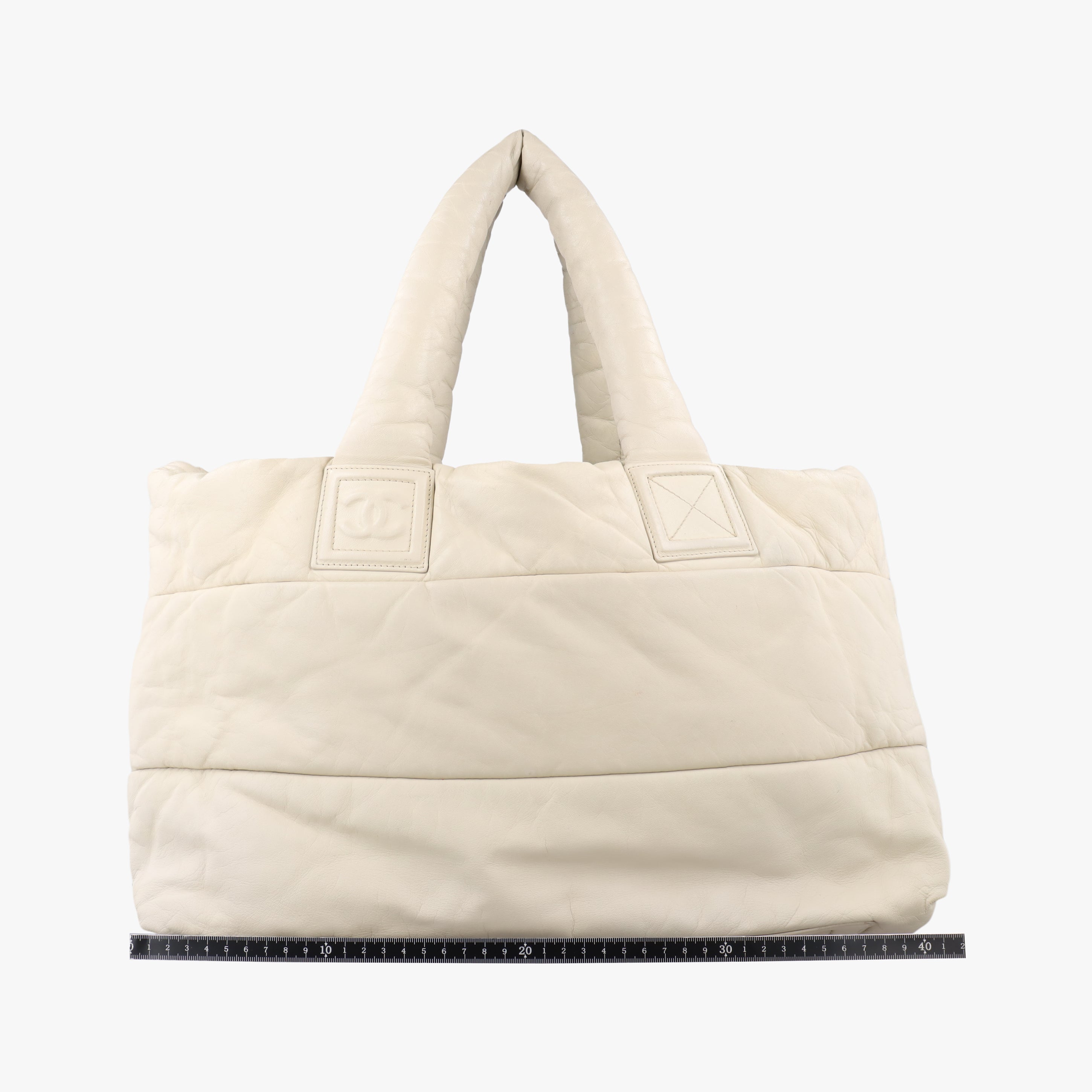 Pre-owned Chanel Cococoon Quilting White lambskin A47107 handbag | stylenewstar