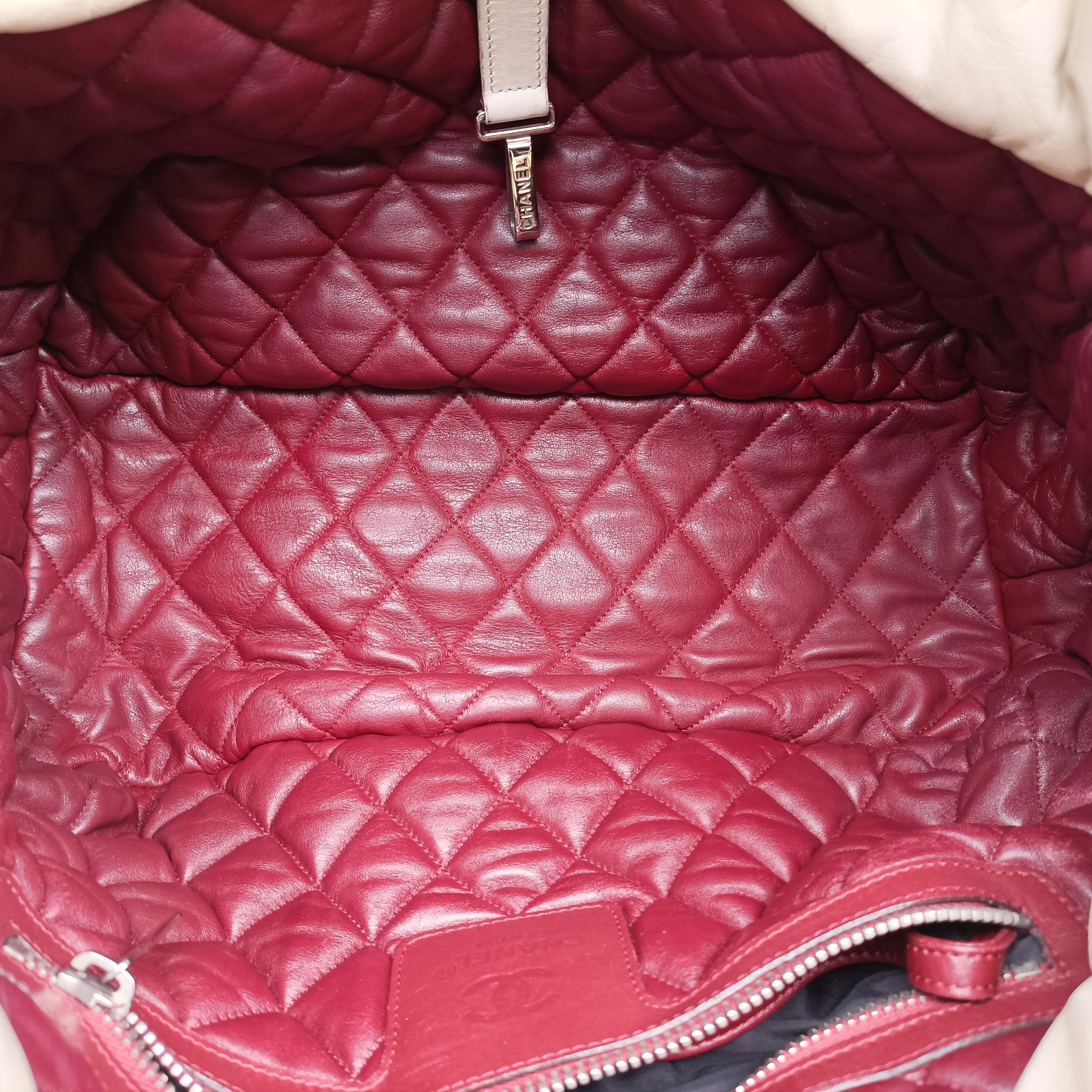 Pre-owned Chanel Cococoon Quilting White lambskin A47107 handbag | stylenewstar