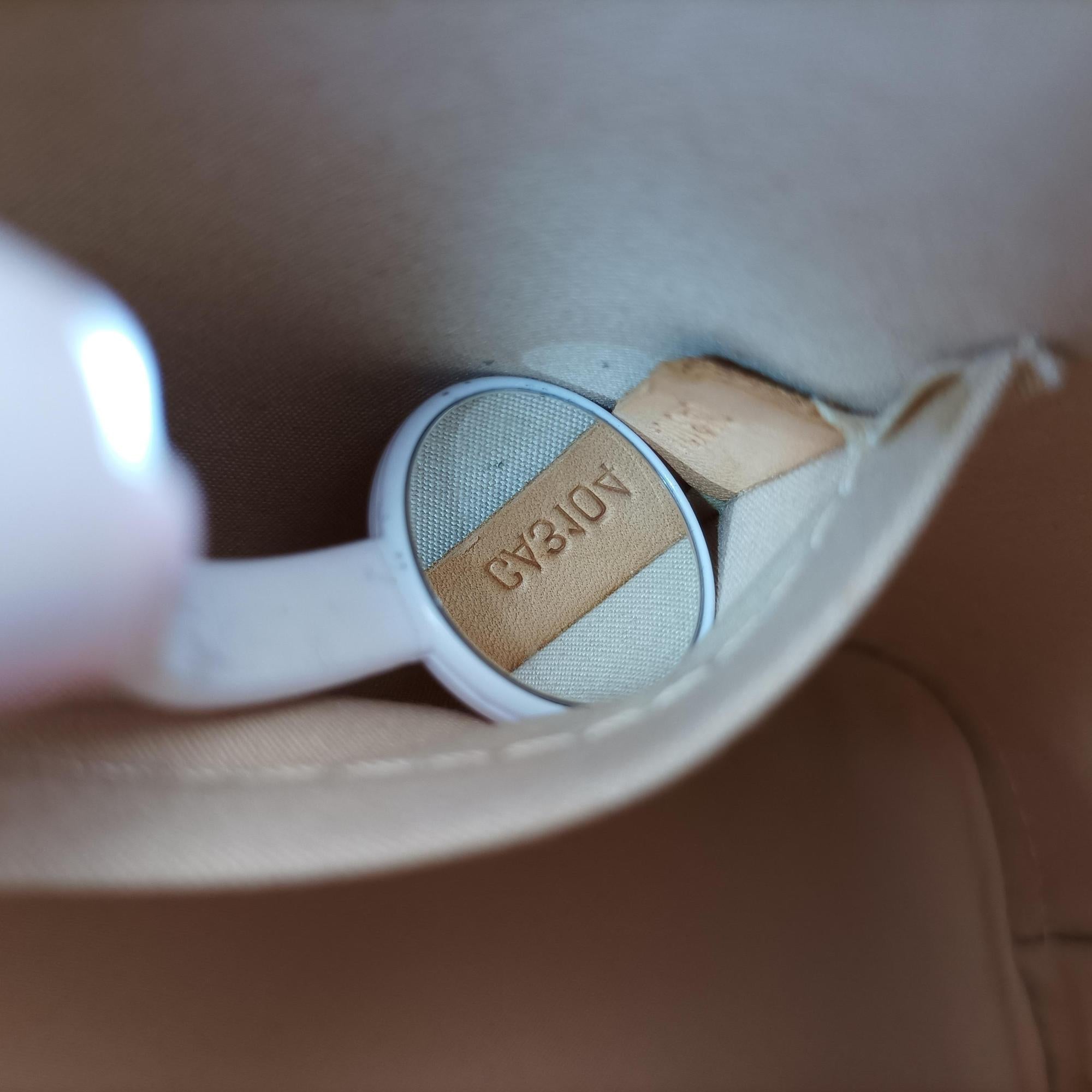 Secondhand Louis Vuitton Alma BB Citrine Vernis M90104 shoulderbag | stylenewstar