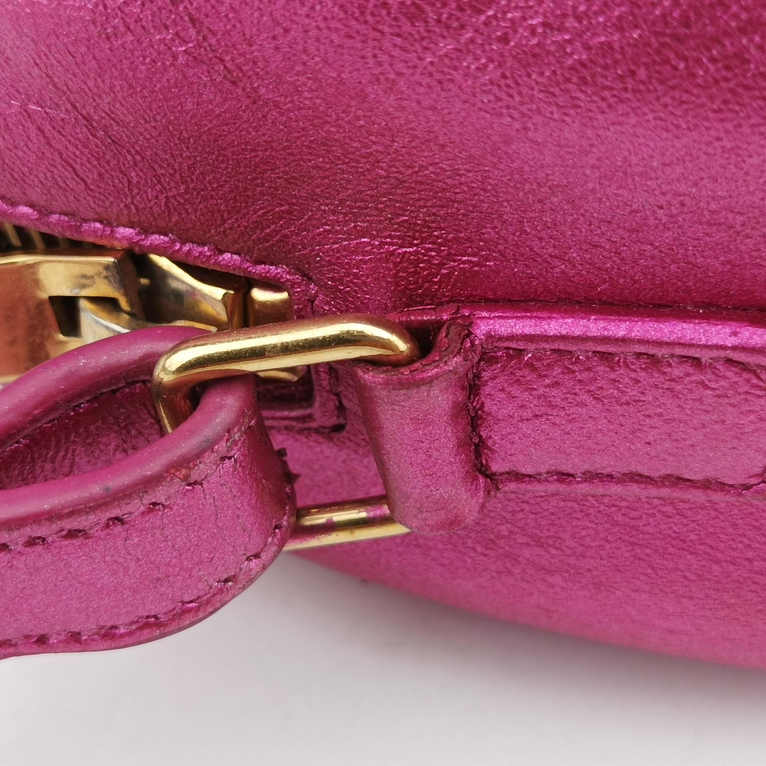 Secondhand Yves Saint Laurent CLASSIC BABY DUFFLE Rose Leather 340238 shoulderbag | stylenewstar