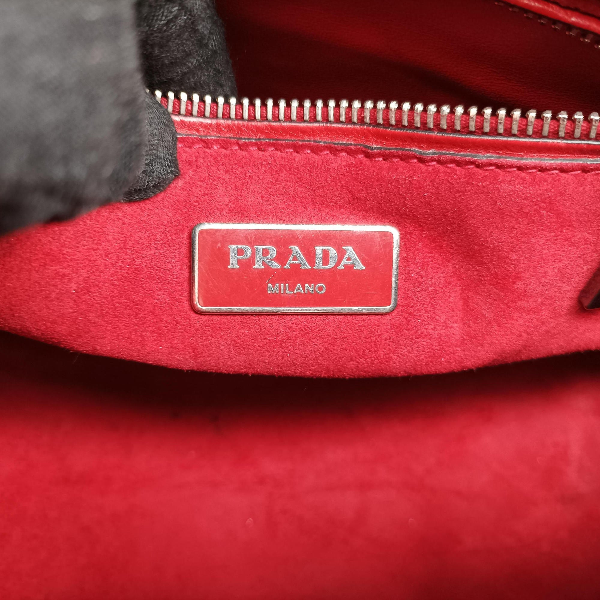 Vintage Prada Twin Pocket Double Handle Tote Red Leather BN2625 handbag | stylenewstar