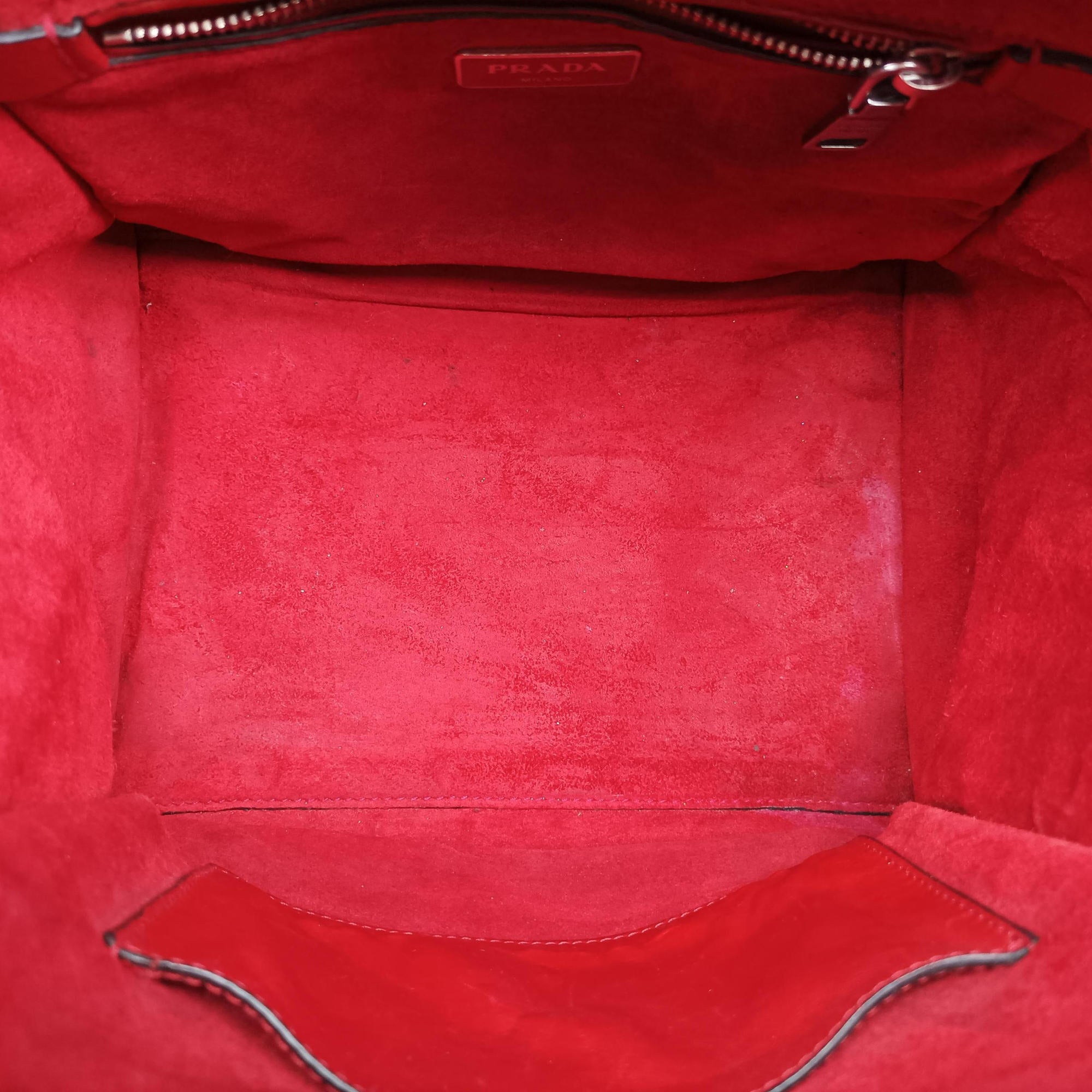 Vintage Prada Twin Pocket Double Handle Tote Red Leather BN2625 handbag | stylenewstar