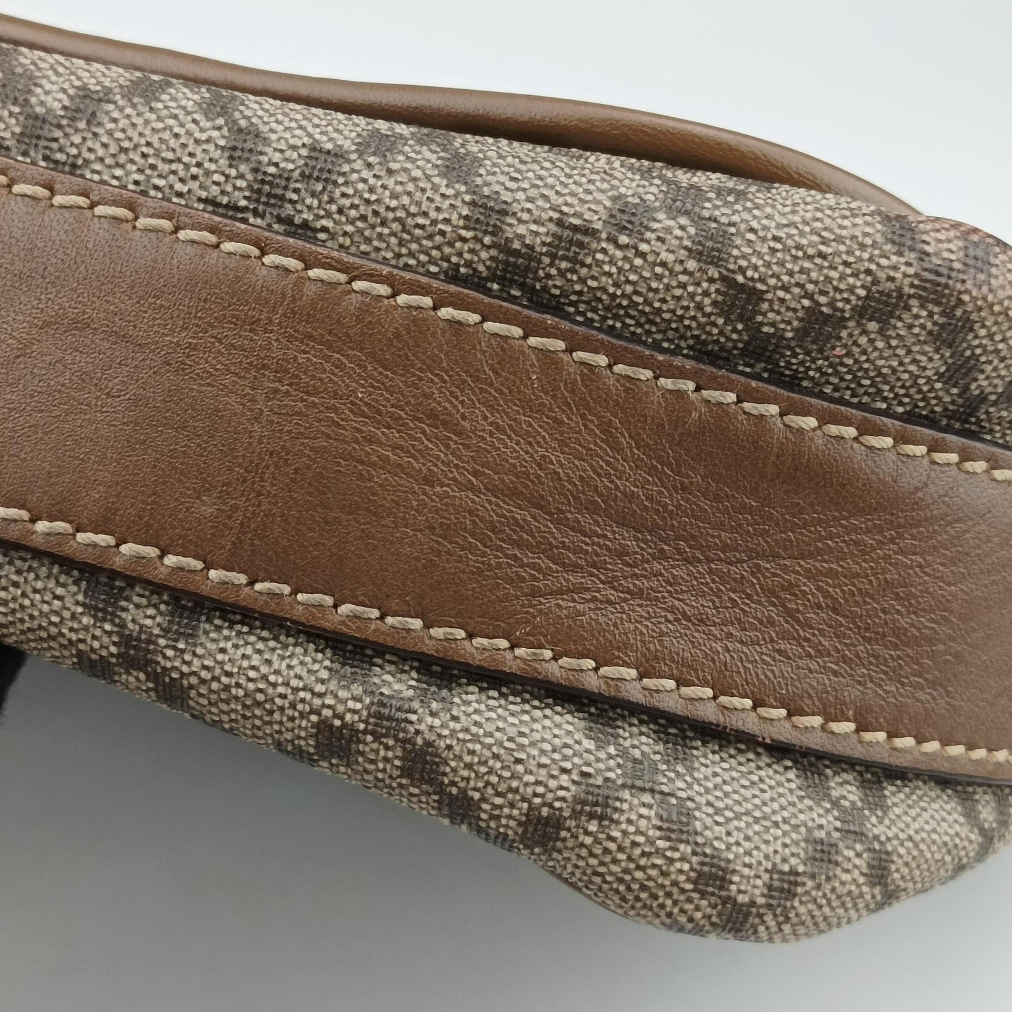 Pre-owned Gucci Diamante Brown canvas×leather 295679 shoulderbag | stylenewstar
