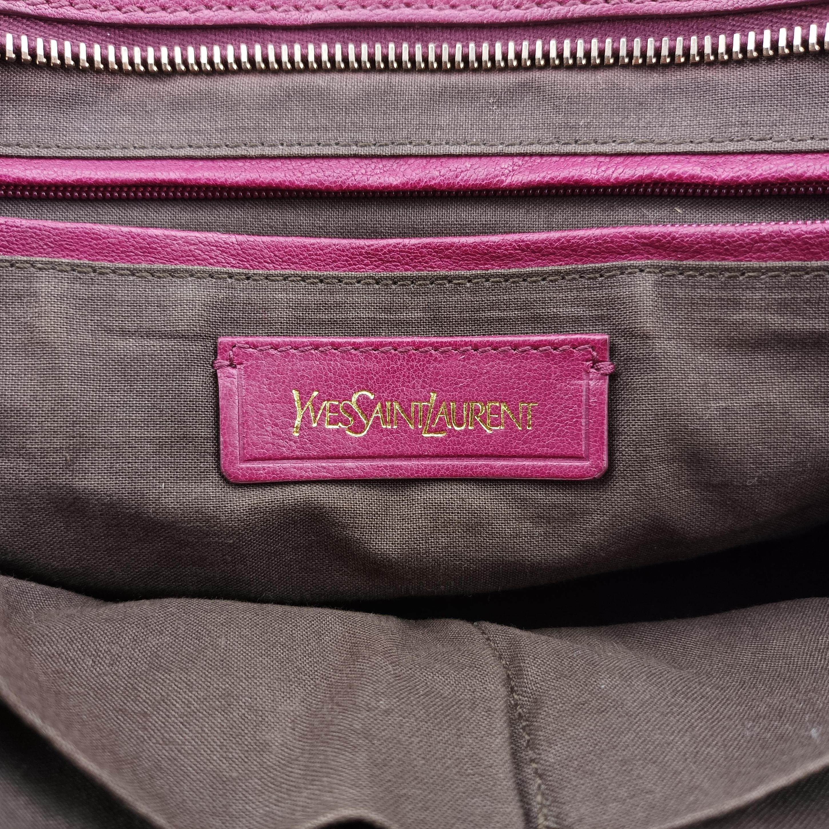 Secondhand Yves Saint Laurent Cabas ChYc Purple Leather 279079 handbag | stylenewstar