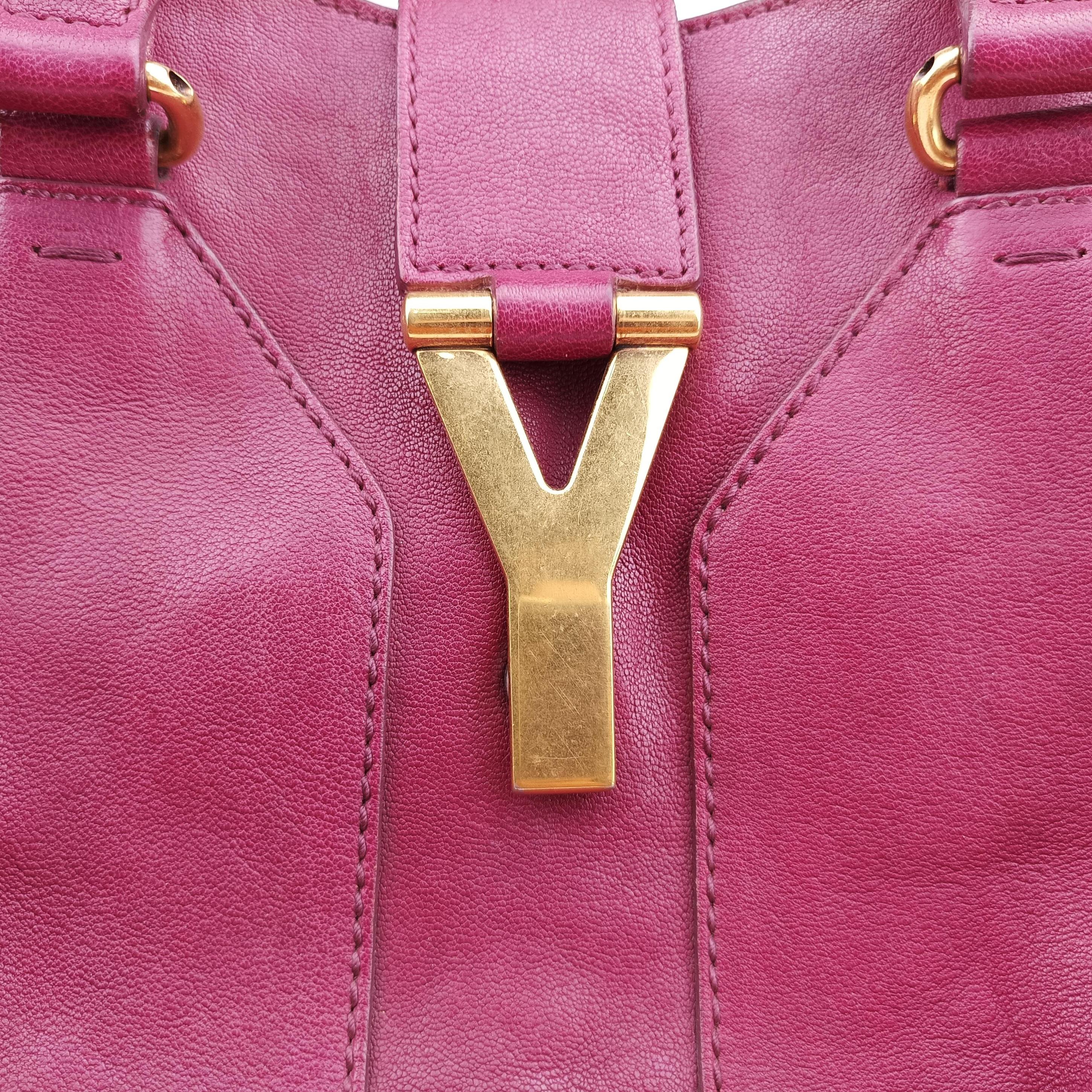 Secondhand Yves Saint Laurent Cabas ChYc Purple Leather 279079 handbag | stylenewstar