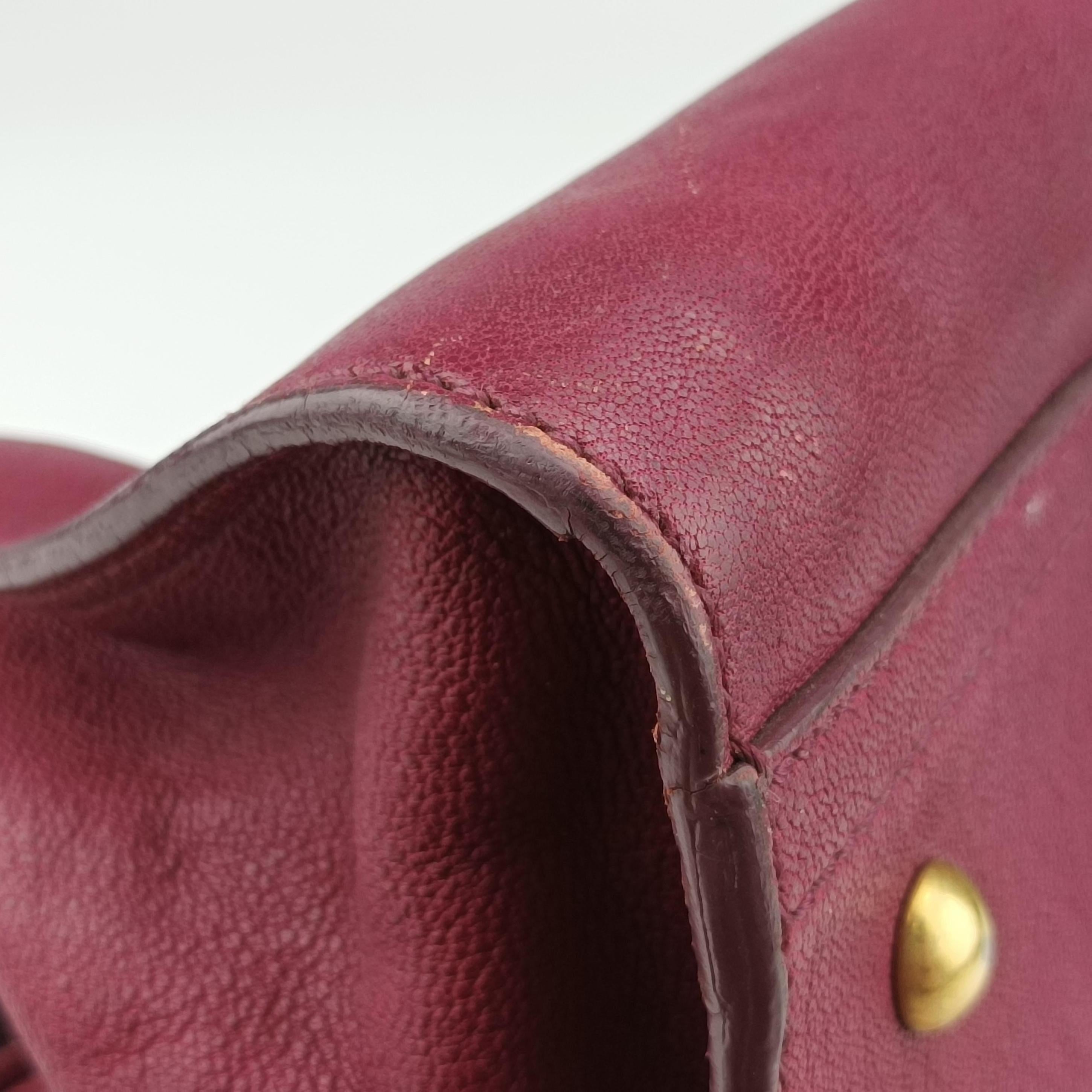 Secondhand Yves Saint Laurent Cabas ChYc Purple Leather 279079 handbag | stylenewstar