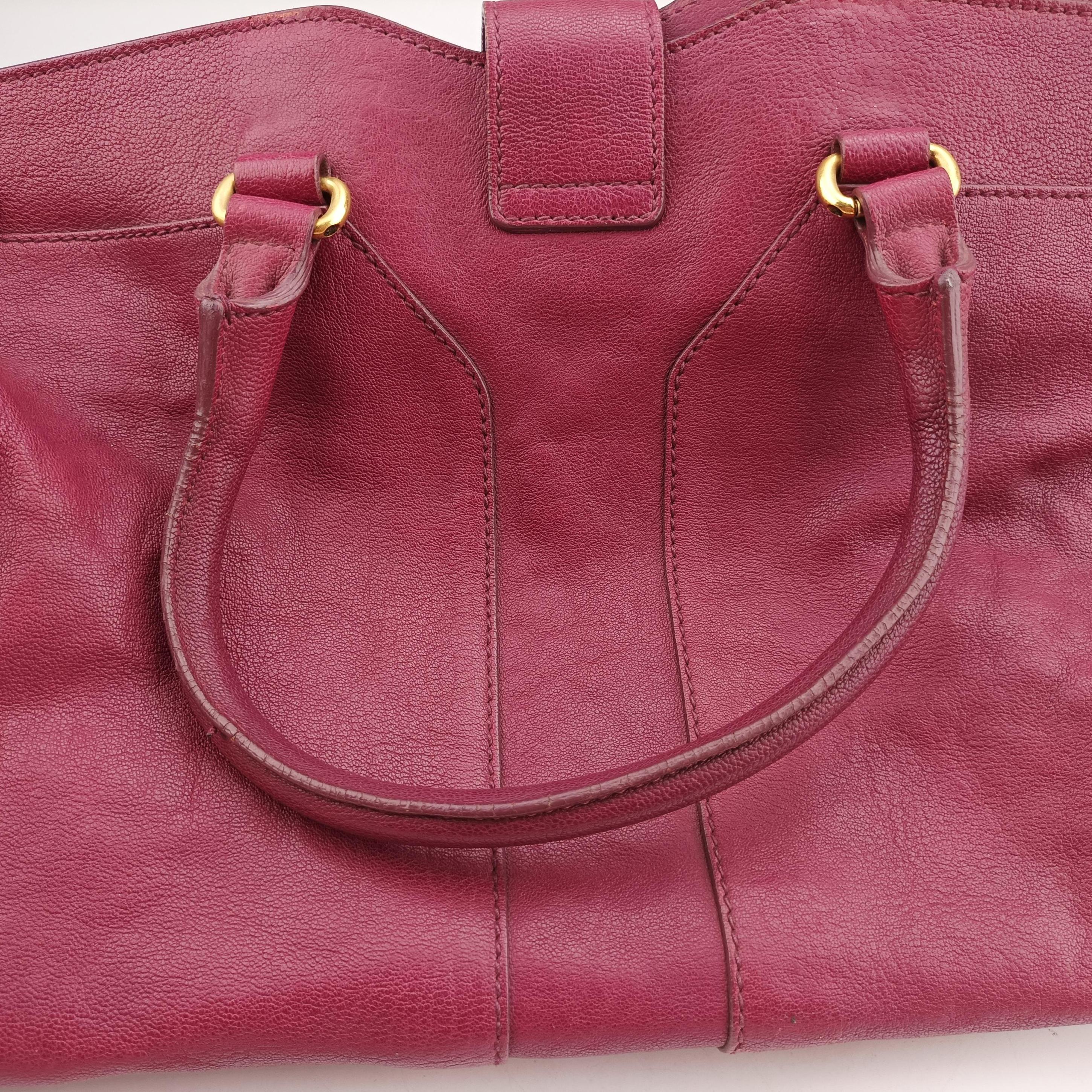 Secondhand Yves Saint Laurent Cabas ChYc Purple Leather 279079 handbag | stylenewstar