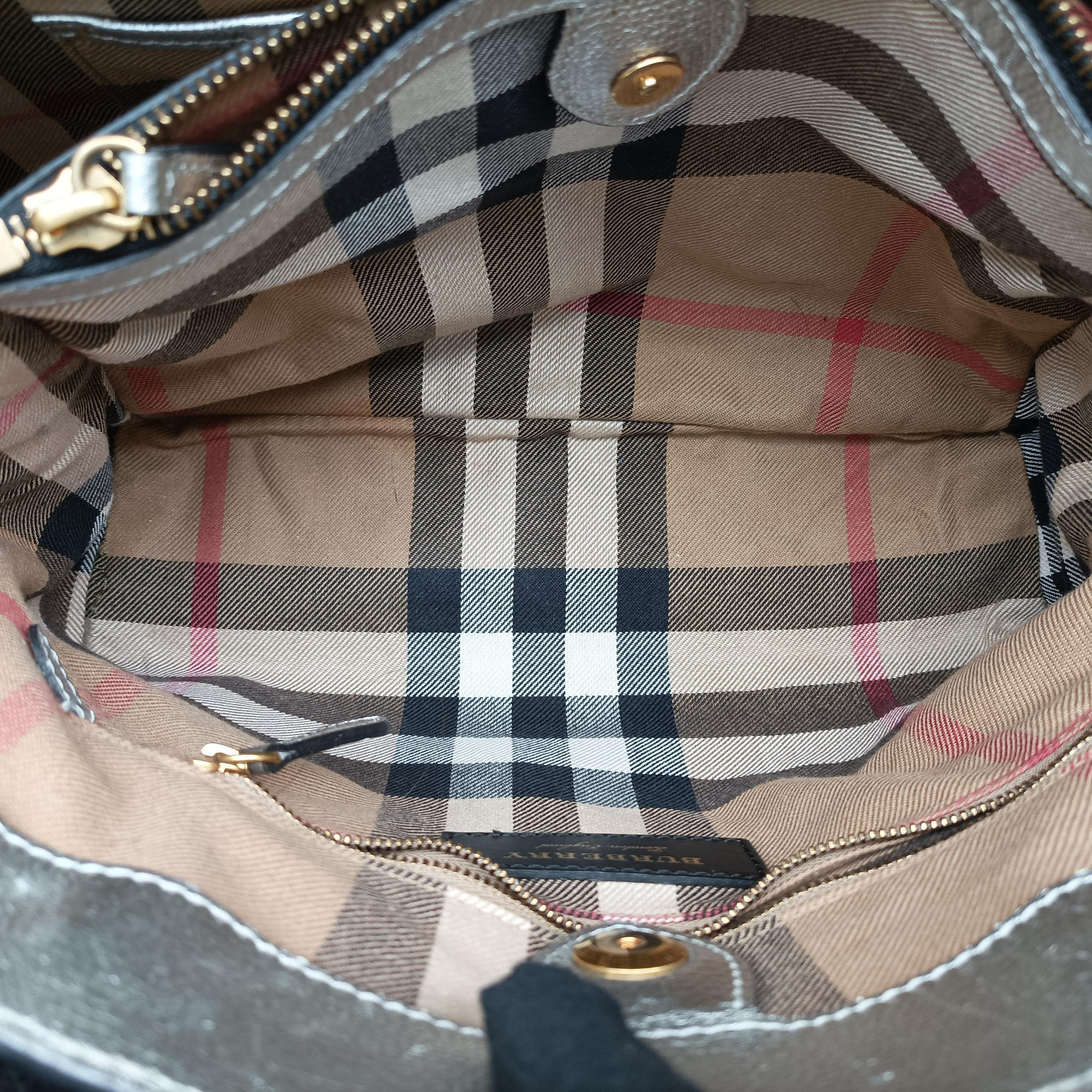 Pre-owned Burberry Medium Brogue Banner Silver leather  shoulderbag | stylenewstar