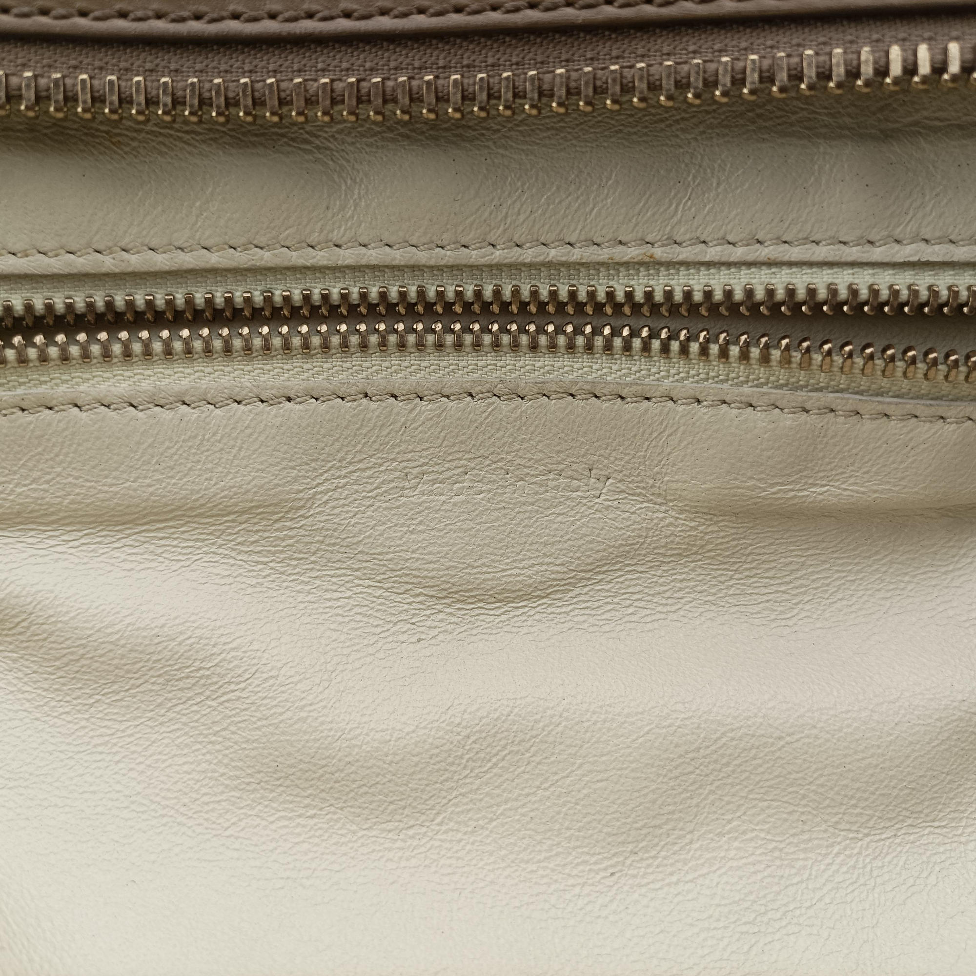 Pre-owned Celine Luggage Mini Shopper Beige × White Leather  handbag | stylenewstar