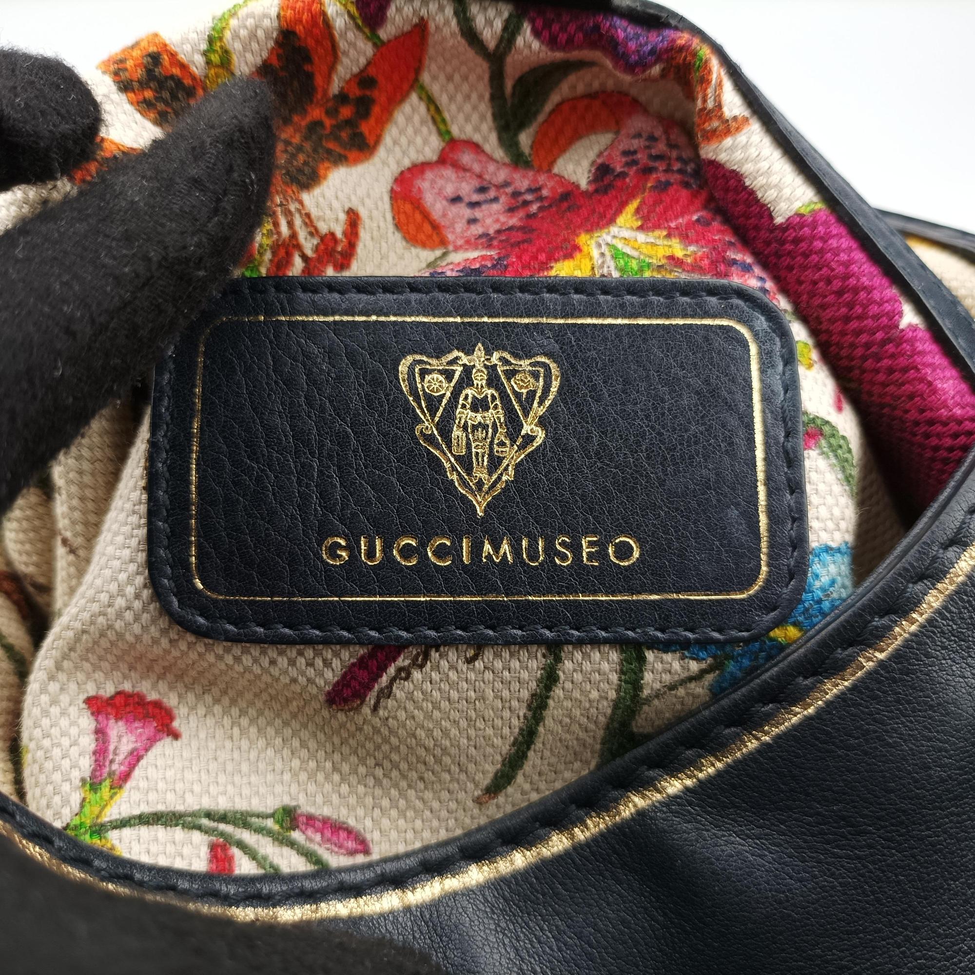 Pre-owned Gucci New Jackie Black Leather 281178 shoulderbag | stylenewstar