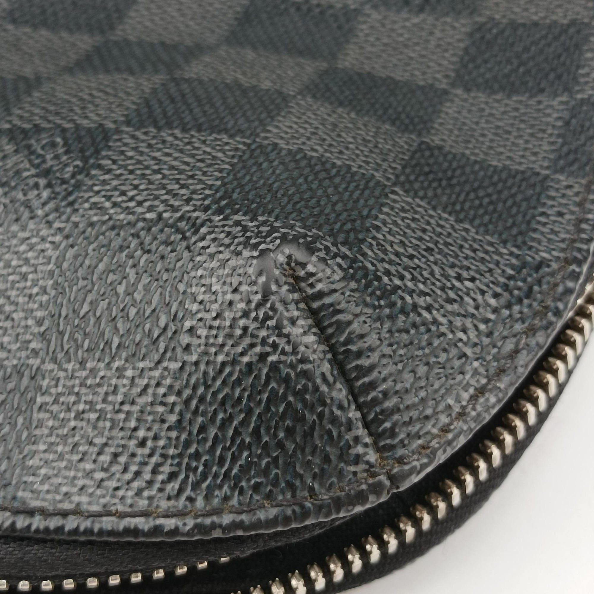 Pre-owned Louis Vuitton Porte Documents Jour Noir Damier Graphite N48224 shoulderbag | stylenewstar