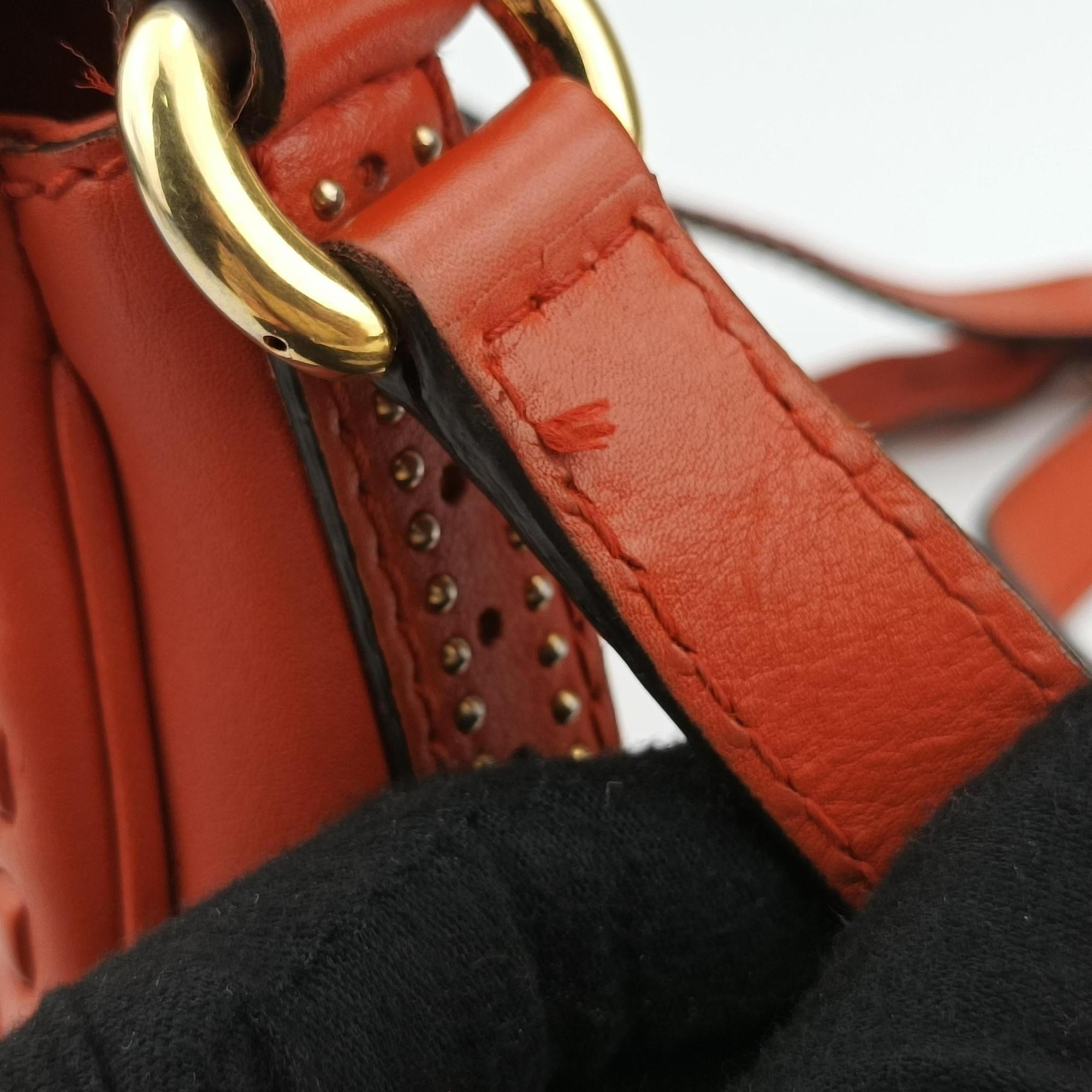 Vintage Gucci Snaffle Bit Orange Leather 263956 shoulderbag | stylenewstar