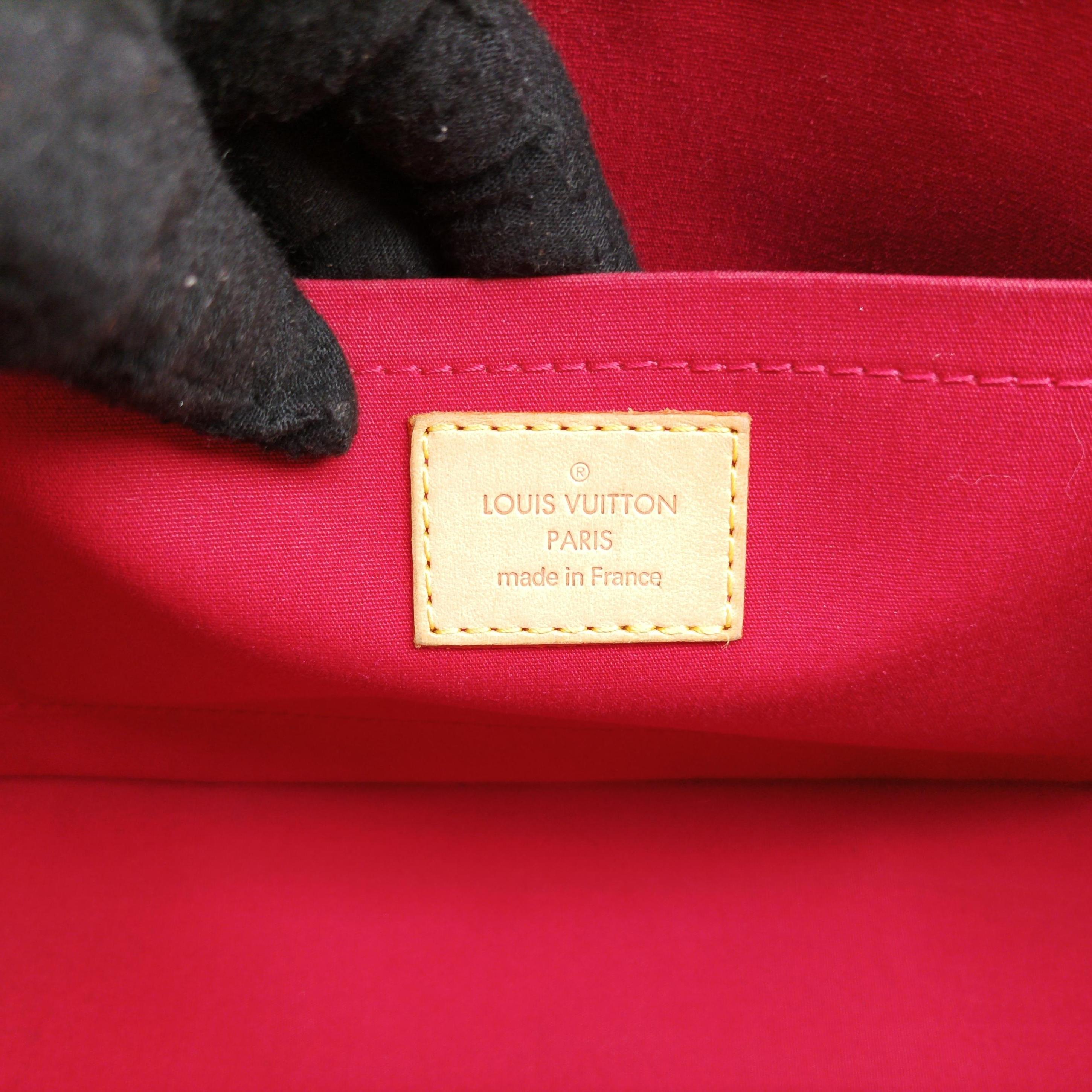 Pre-owned Louis Vuitton Rosewood Avenue POMME D’AMOUR Vernis M93507 handbag | stylenewstar