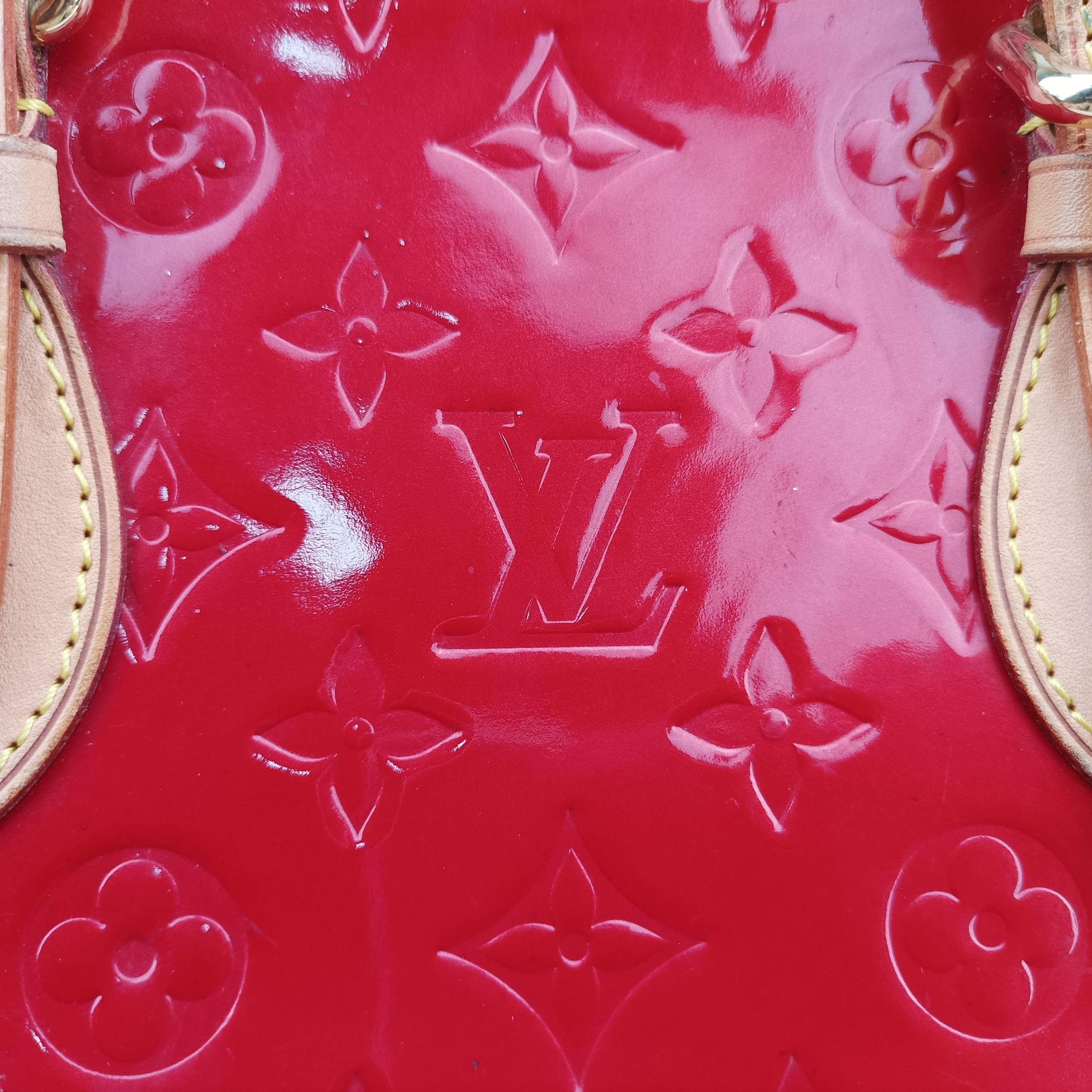 Pre-owned Louis Vuitton Rosewood Avenue POMME D’AMOUR Vernis M93507 handbag | stylenewstar