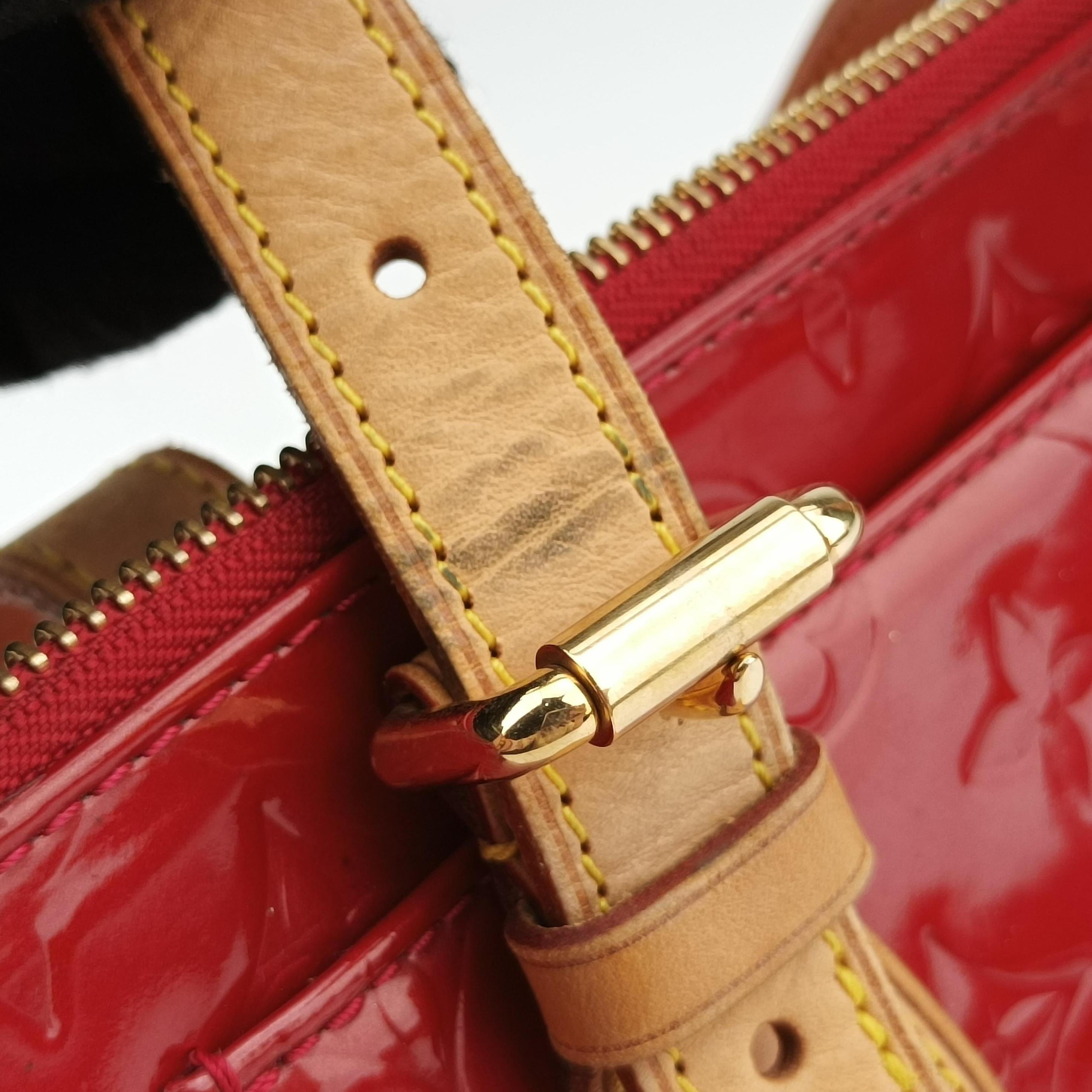 Pre-owned Louis Vuitton Rosewood Avenue POMME D’AMOUR Vernis M93507 handbag | stylenewstar
