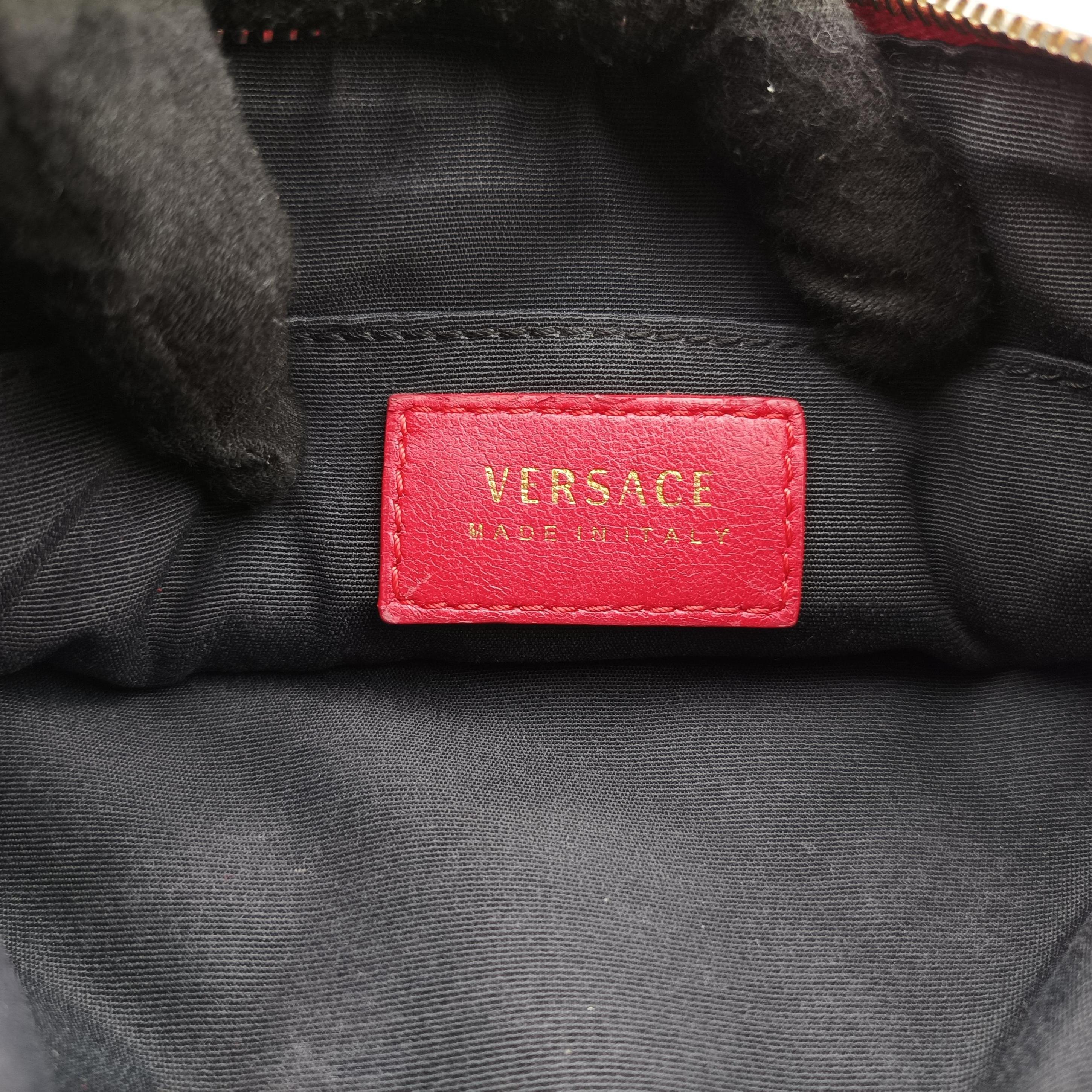 Secondhand VERSACE medusa Red leather  shoulderbag | stylenewstar