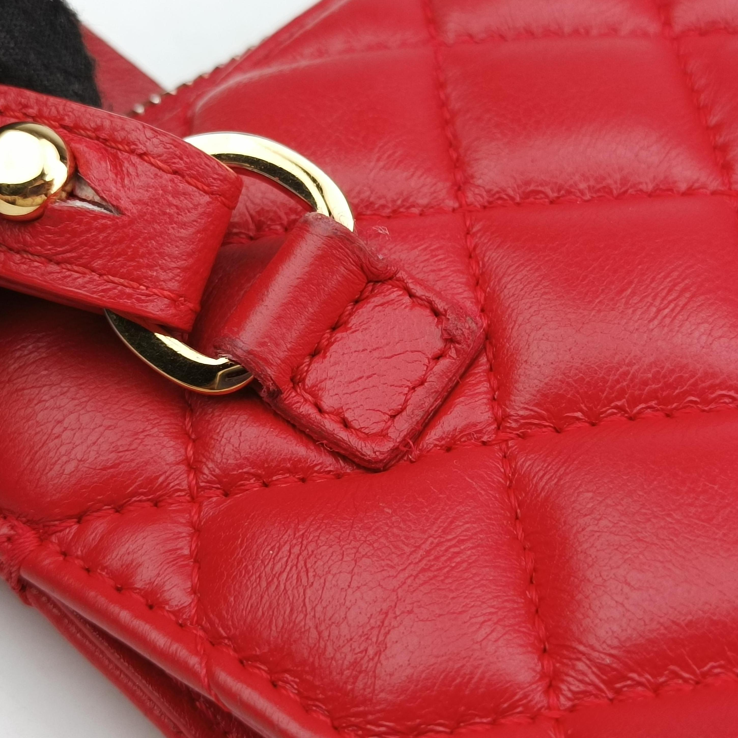 Secondhand VERSACE medusa Red leather  shoulderbag | stylenewstar